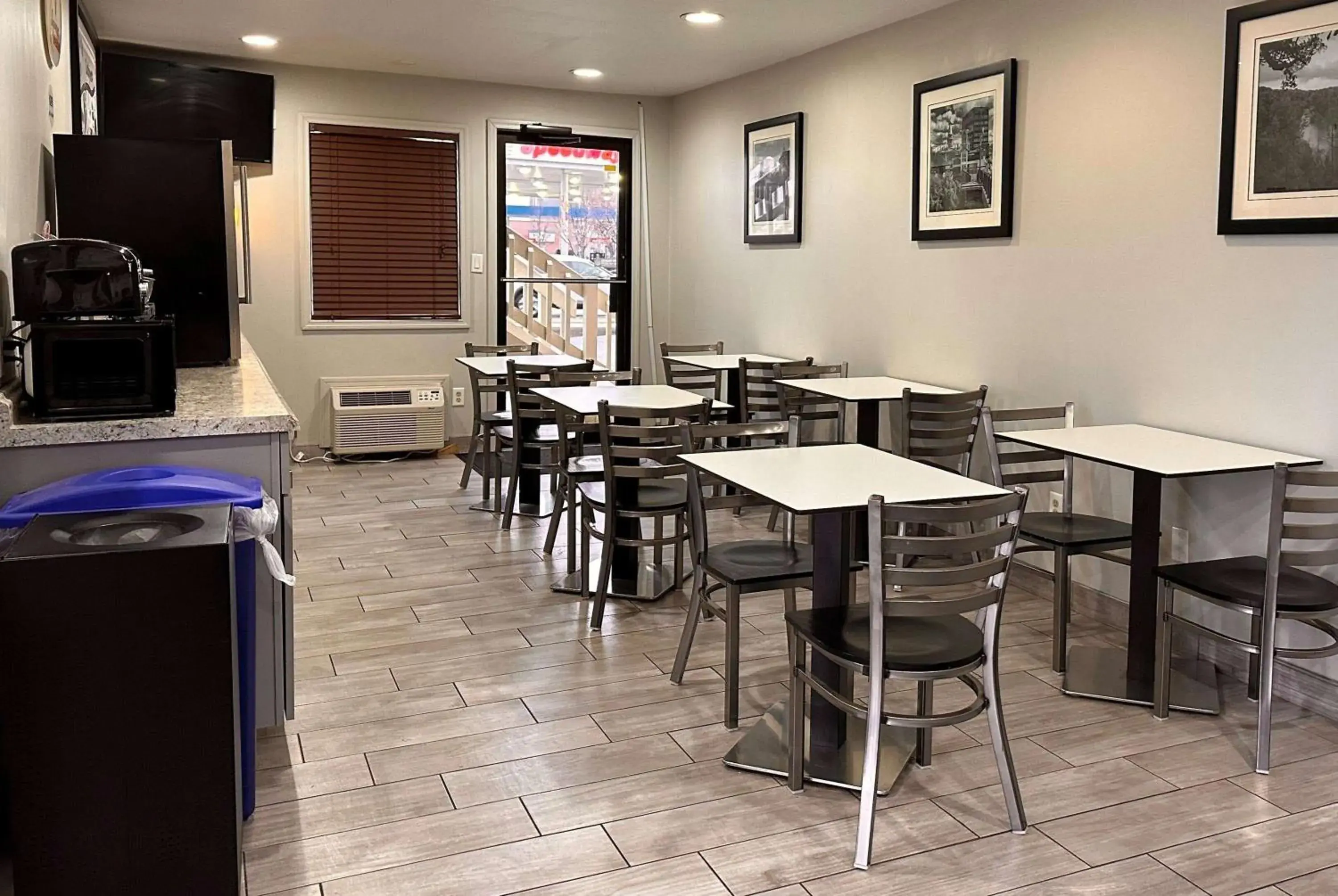 Breakfast in Super 8 by Wyndham Lafayette Breakfast in Super 8 by Wyndham Lafayette