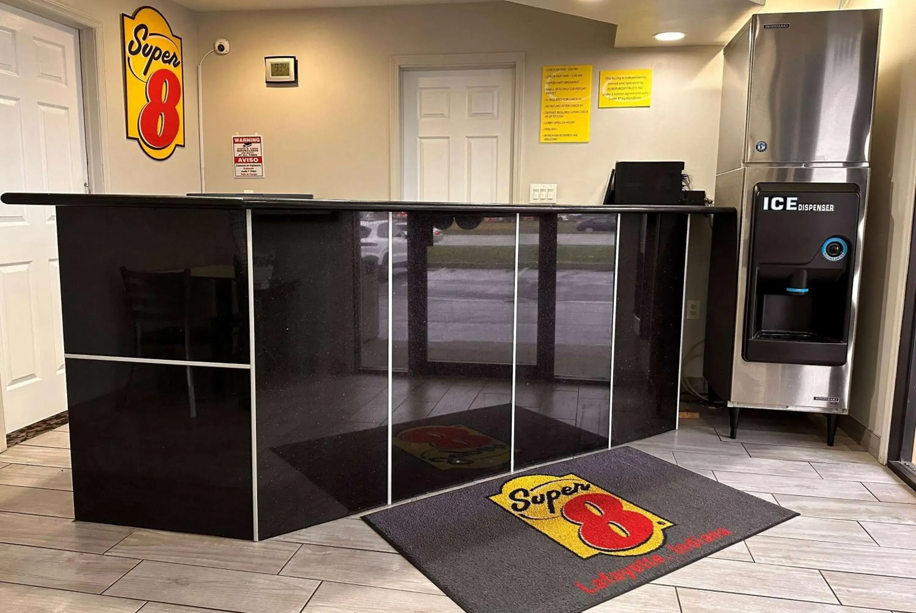 Lobby or reception in Super 8 by Wyndham Lafayette Lobby or reception in Super 8 by Wyndham Lafayette