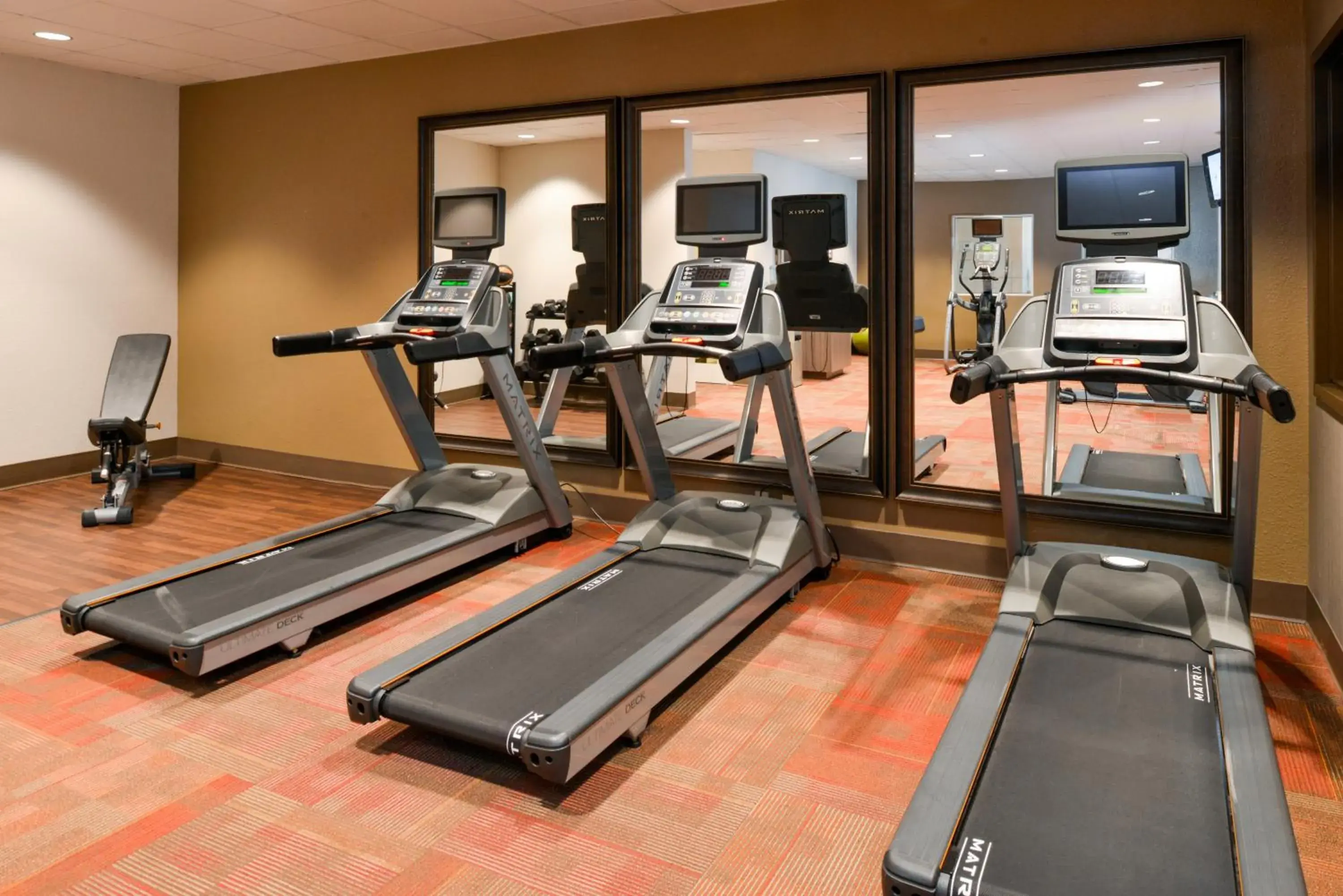 Fitness centre/facilities in Holiday Inn Poplar Bluff by IHG Fitness centre/facilities in Holiday Inn Poplar Bluff by IHG