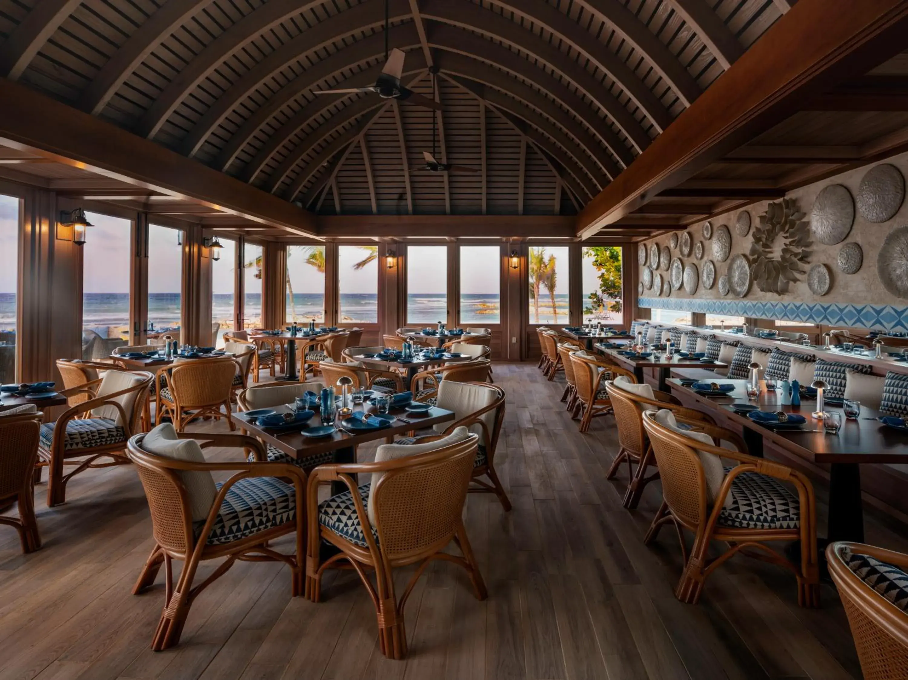 Restaurant/places to eat in Half Moon Restaurant/places to eat in Half Moon
