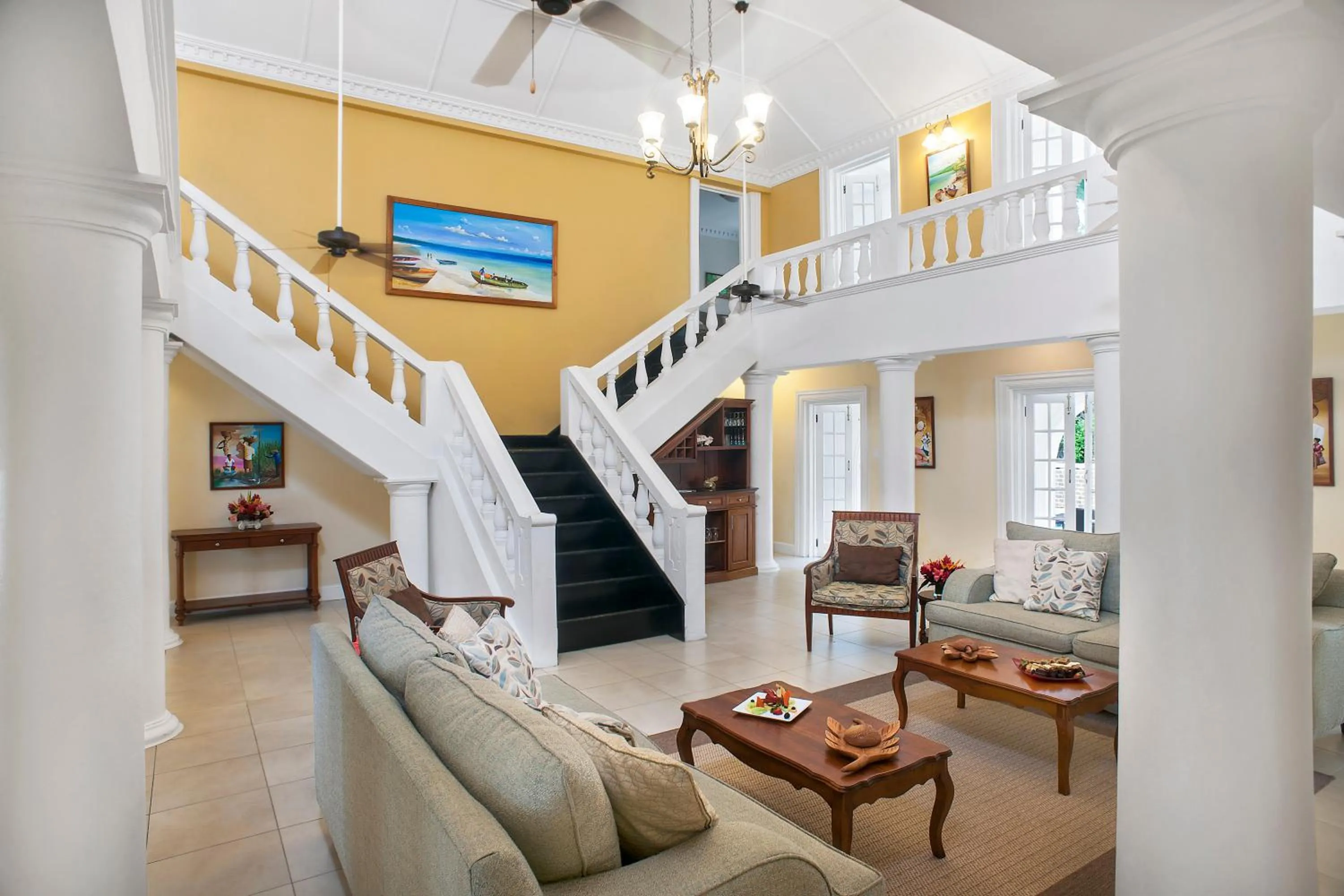 Living room in Half Moon