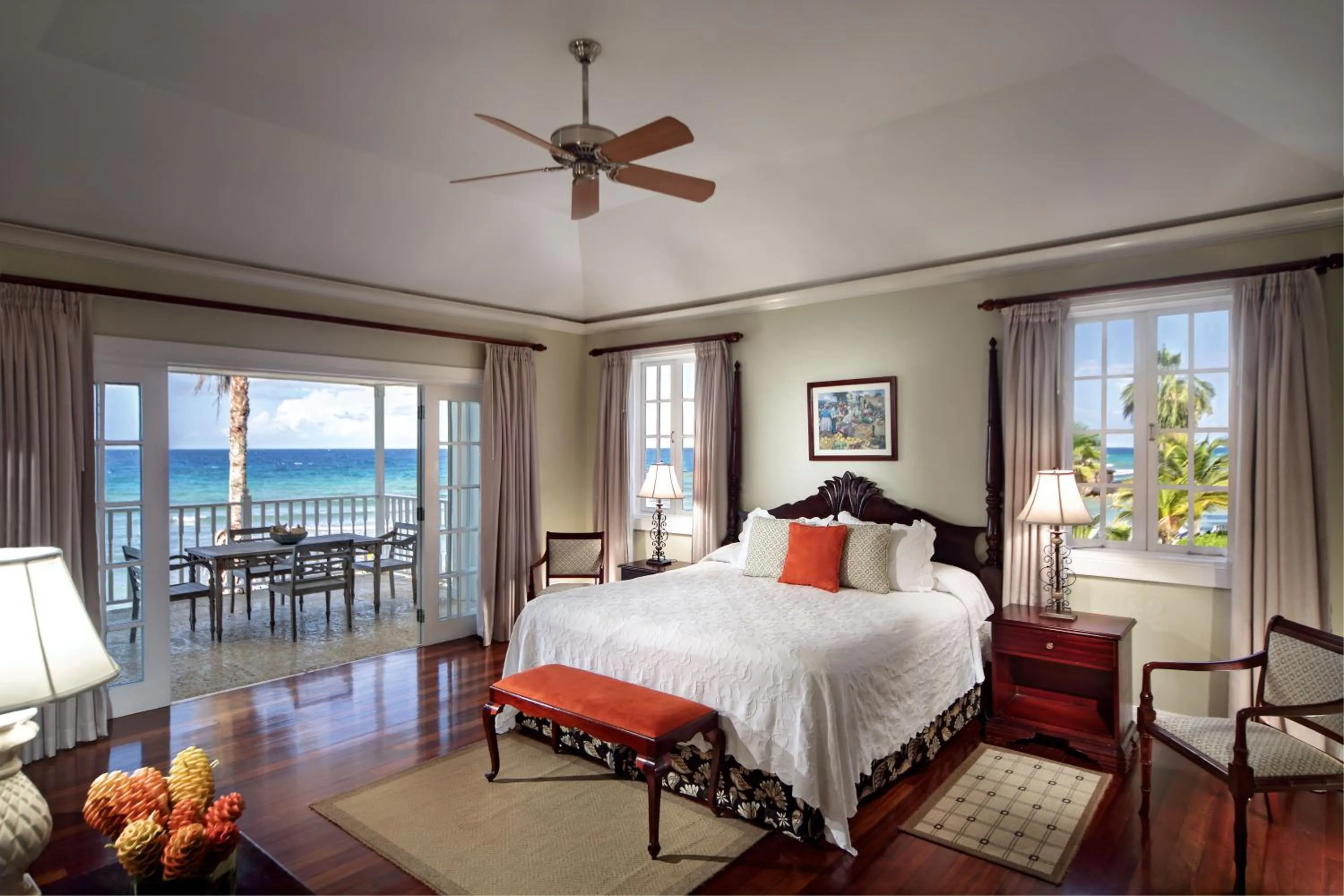 Day, Bed in Half Moon