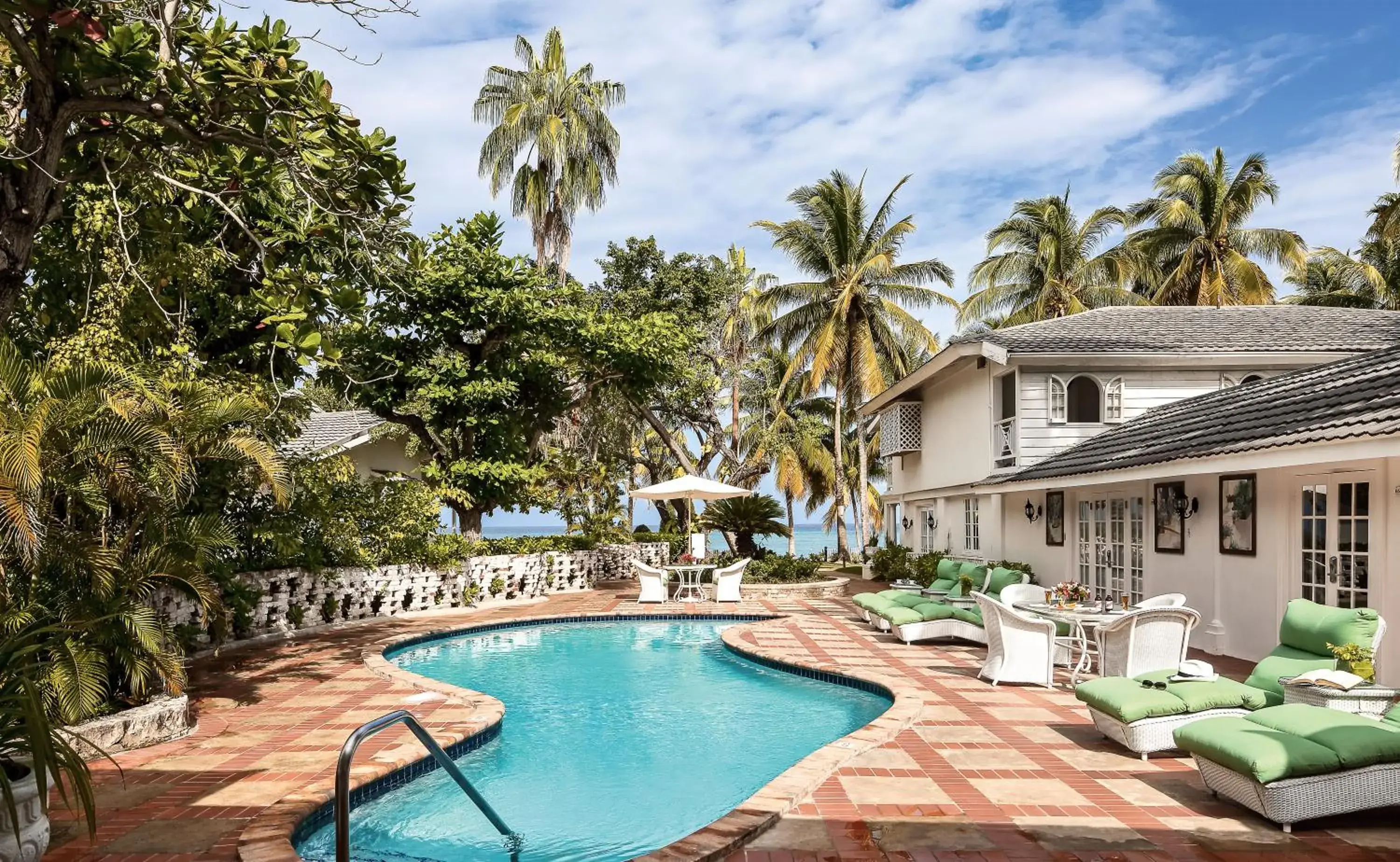 Pool Suite in Half Moon Pool Suite in Half Moon