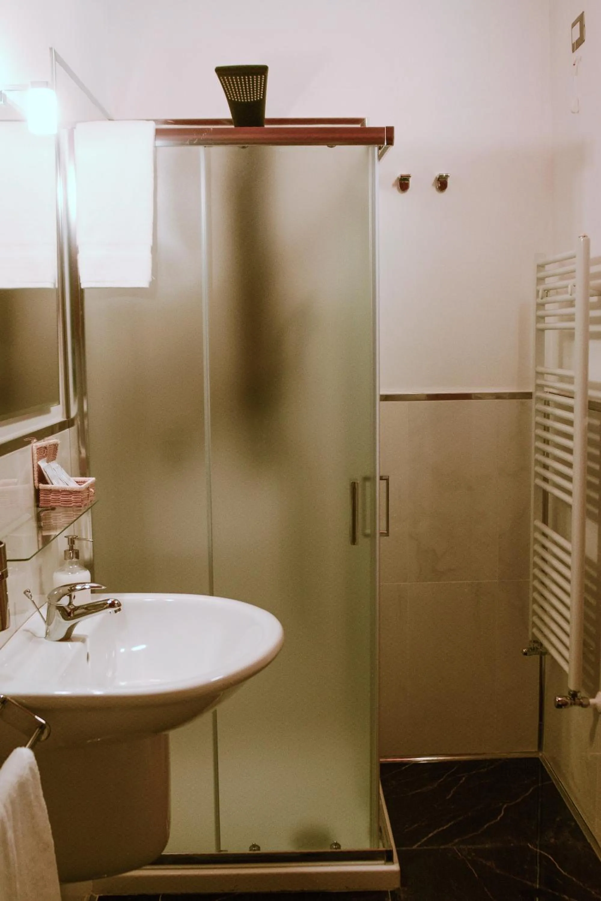 Bathroom in Palazzo Candida B&B