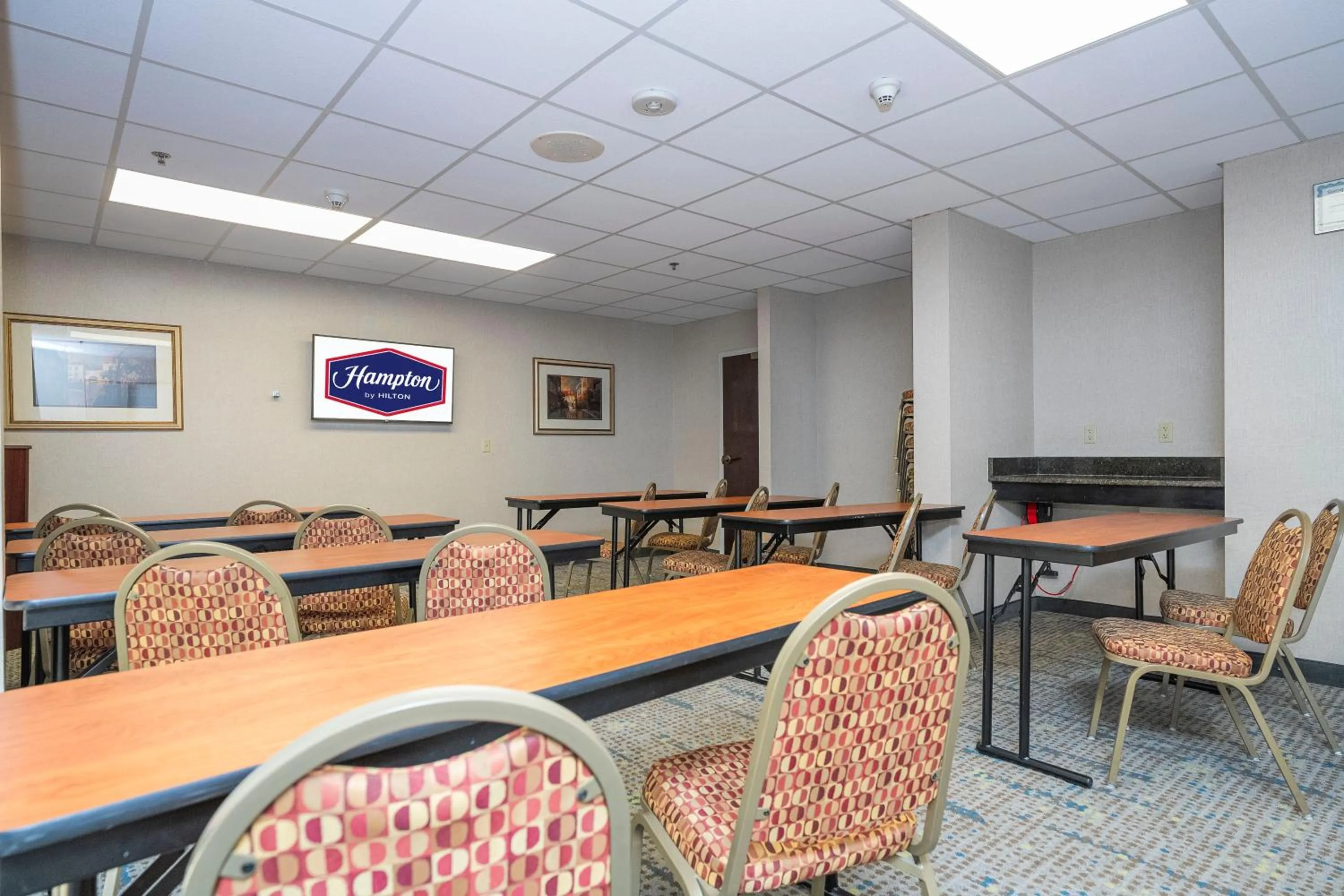 Meeting/conference room in Hampton Inn by Hilton Spring Hill