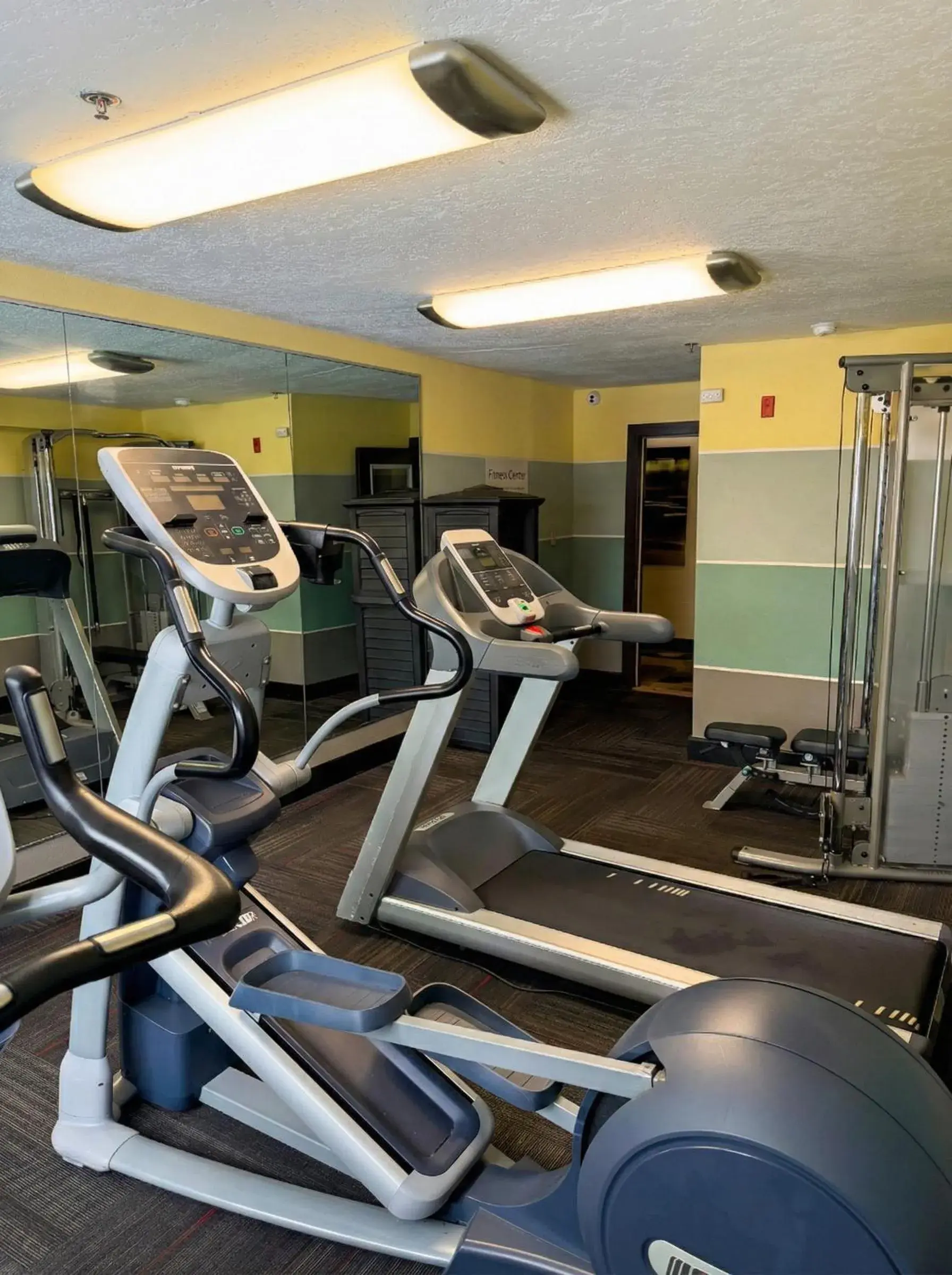 Fitness centre/facilities in Best Western Norwalk Fitness centre/facilities in Best Western Norwalk