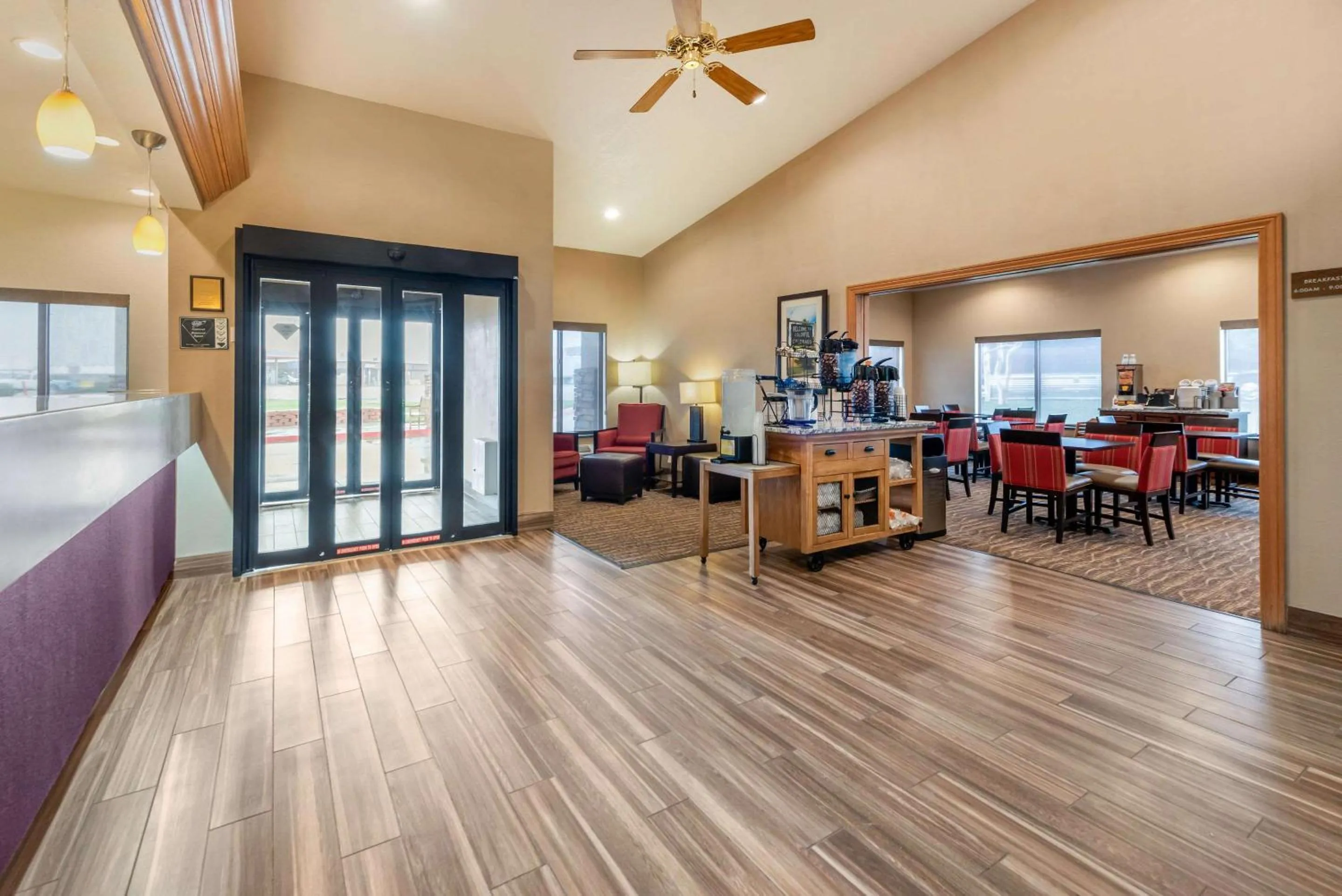 Lobby or reception in Comfort Inn Limon