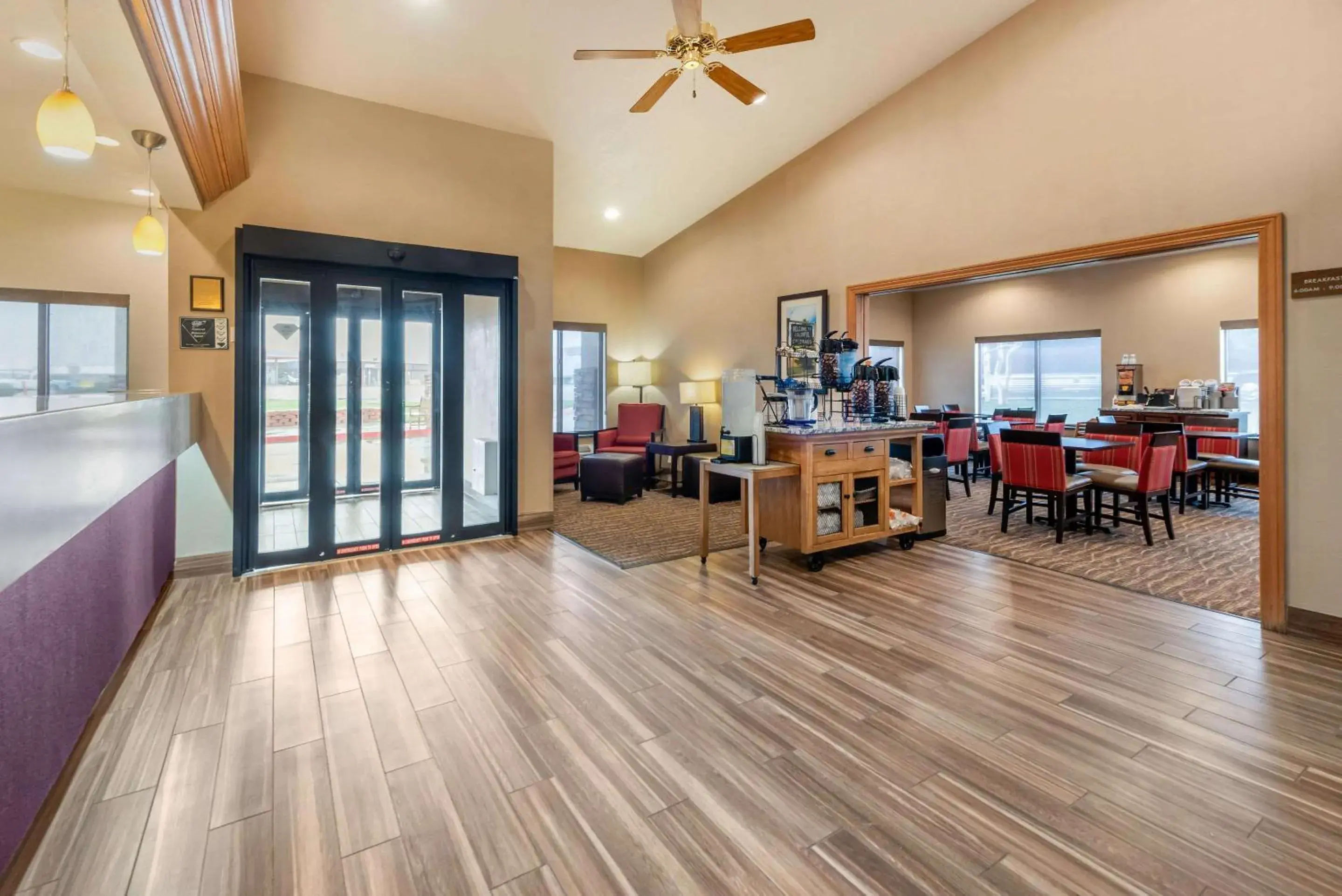 Lobby or reception in Comfort Inn Limon Lobby or reception in Comfort Inn Limon