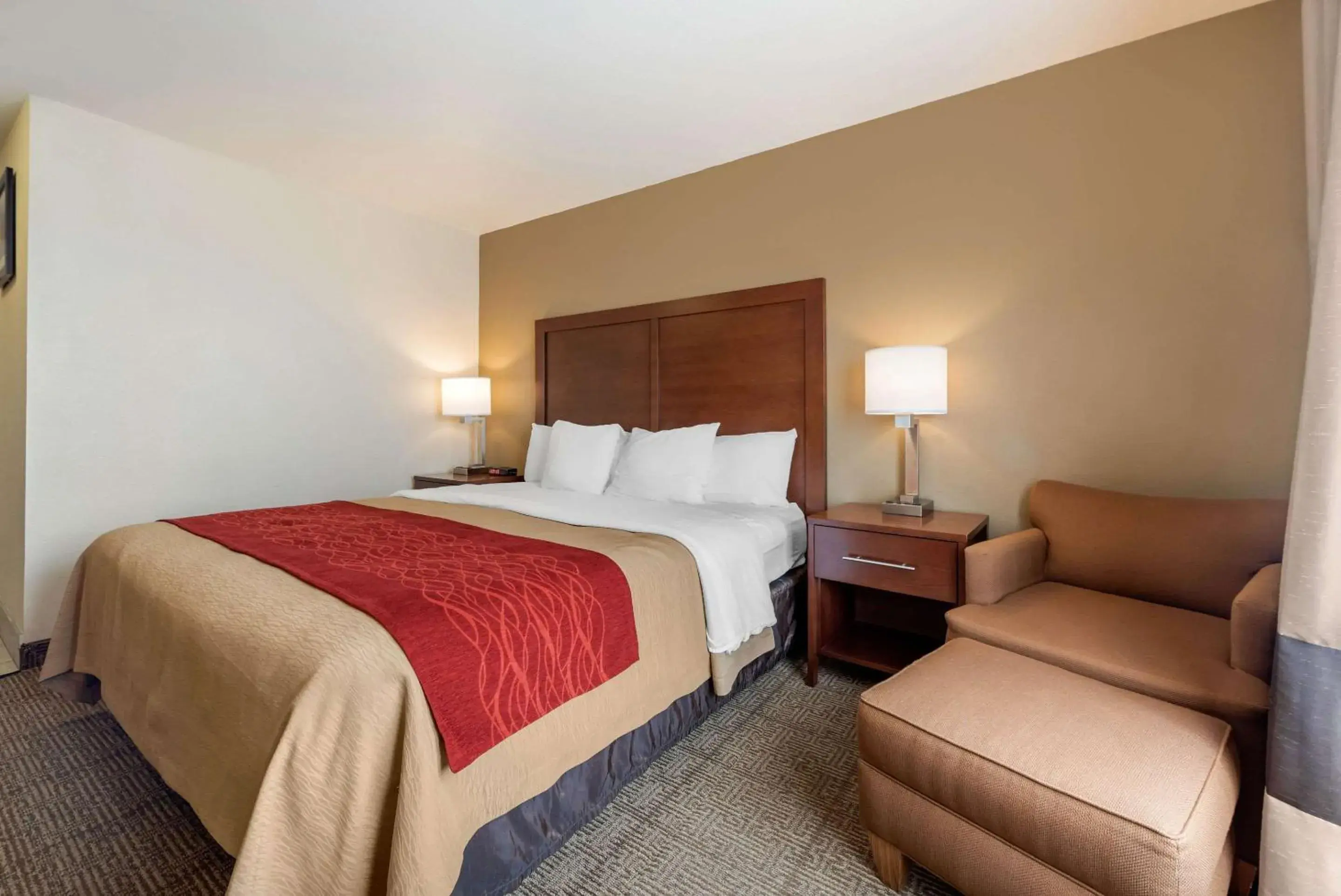 Photo of the whole room, Bed in Comfort Inn Limon Photo of the whole room, Bed in Comfort Inn Limon