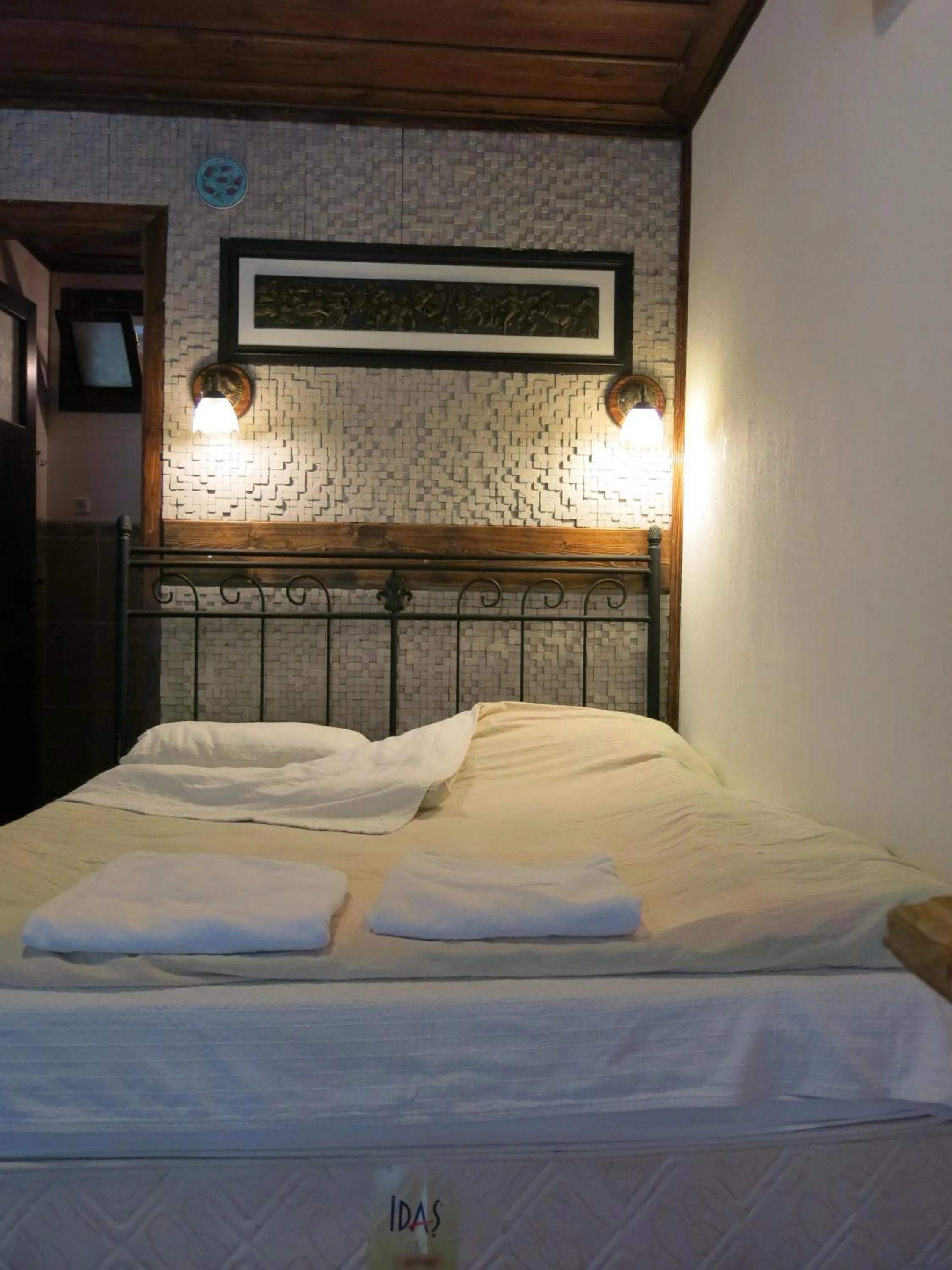 Decorative detail in Akropolis Guest House