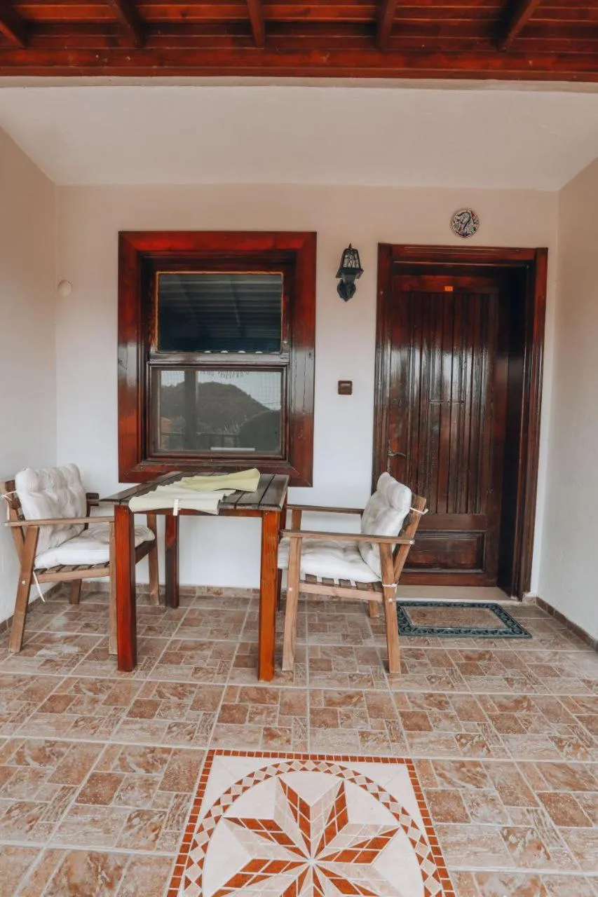 Akropolis Guest House