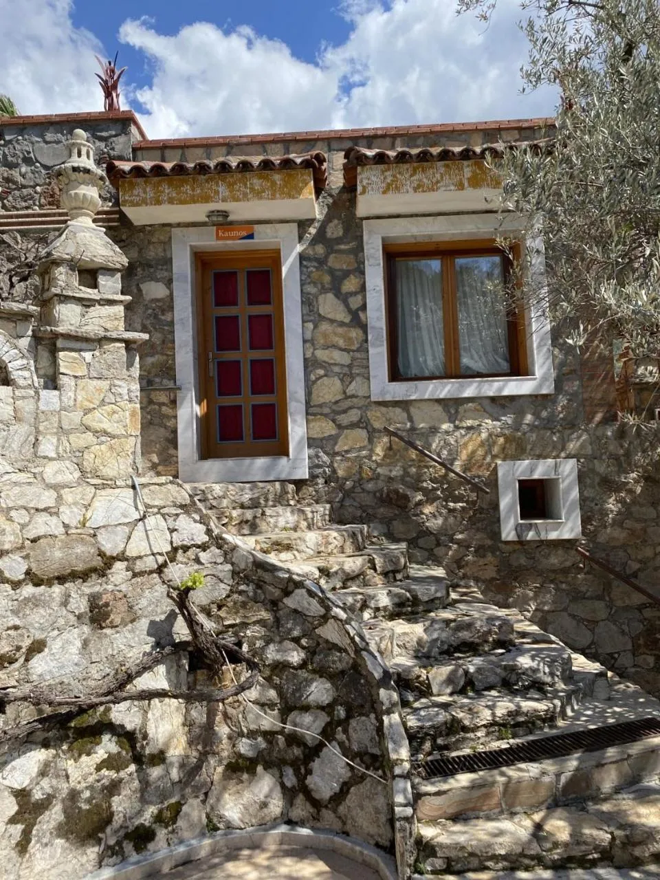 Property building in Villa Symbola