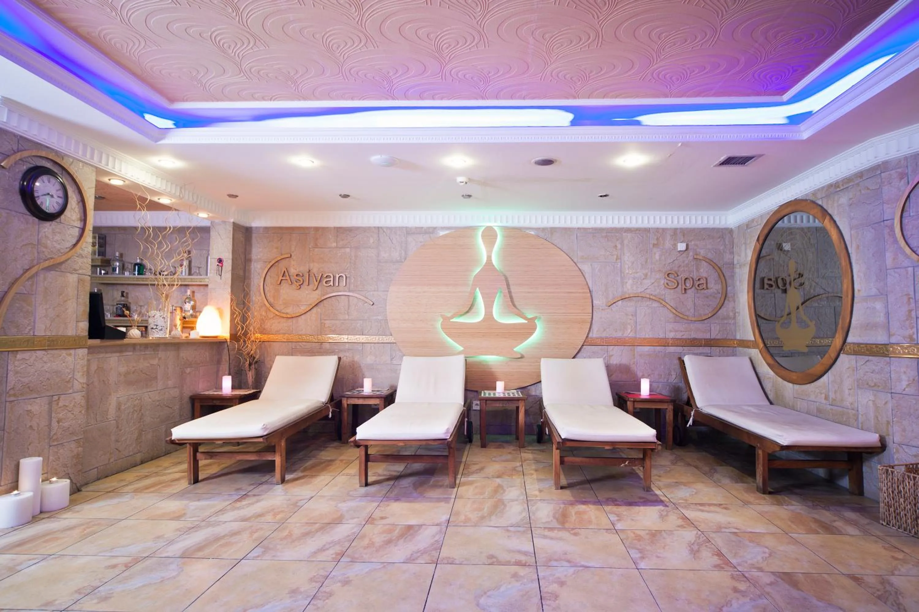 Spa and wellness centre/facilities in Grand Asiyan Hotel