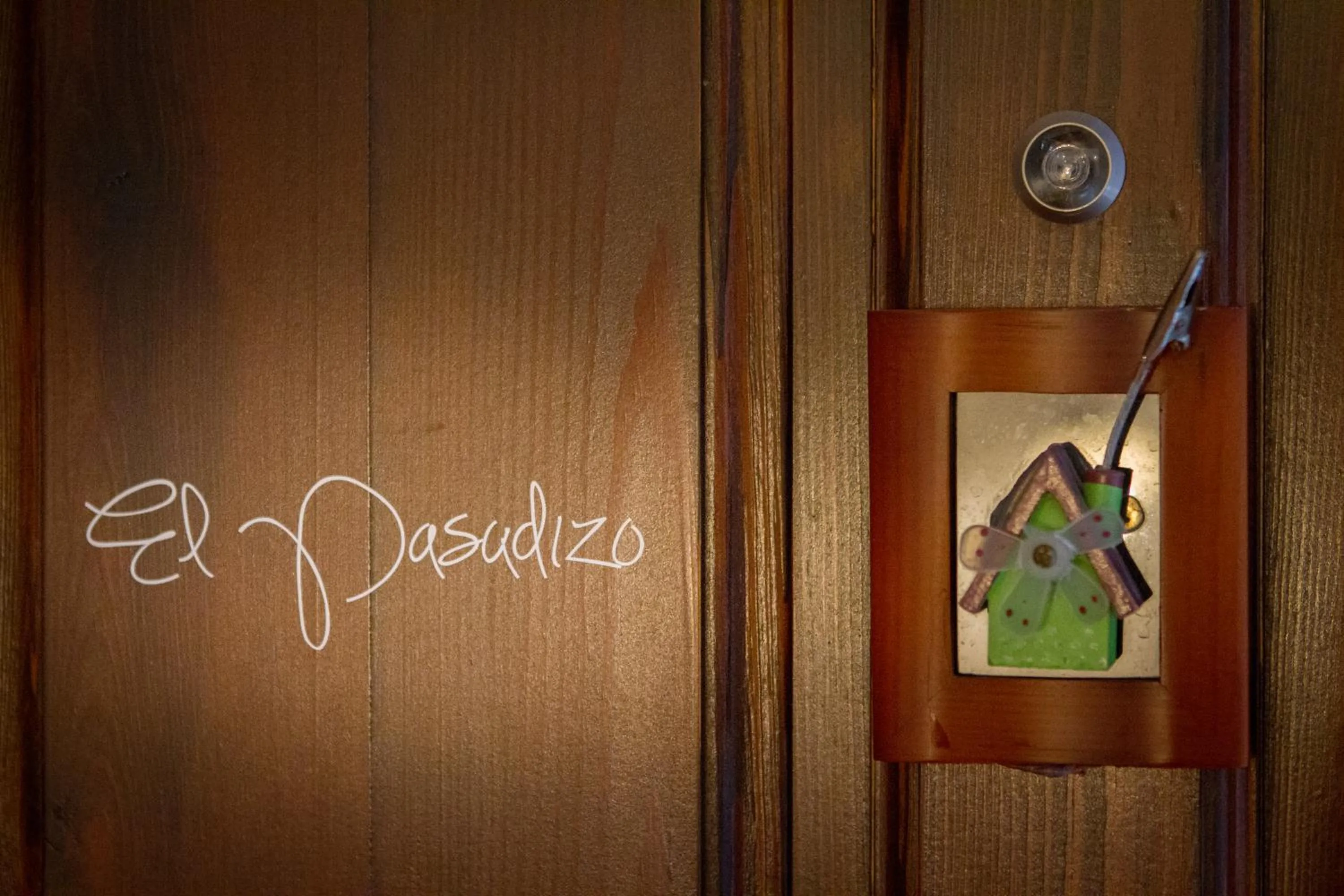 Decorative detail in Casa Montalbán Apartamentos Turísticos