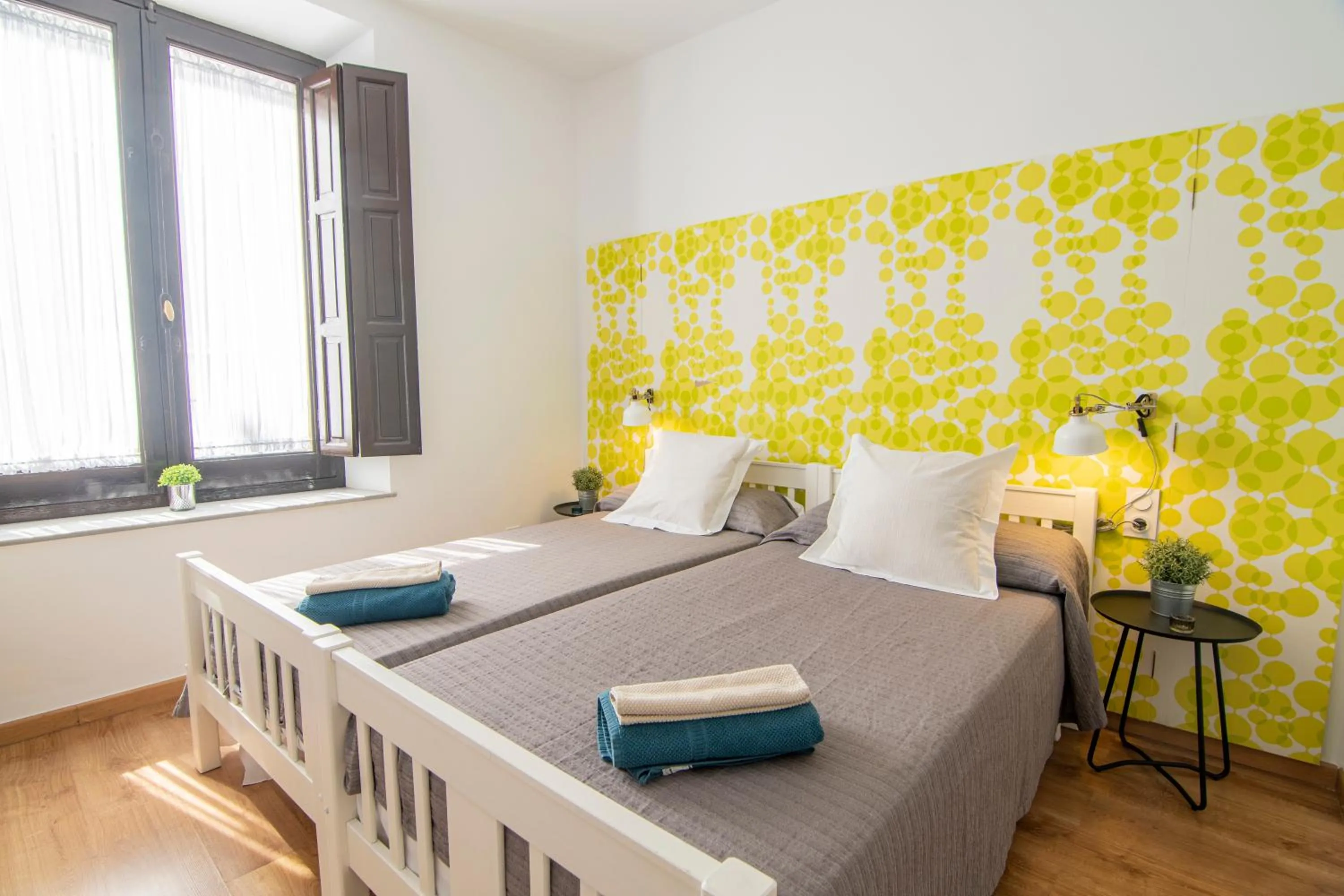 Bedroom, Bed in Casa Montalbán Apartamentos Turísticos