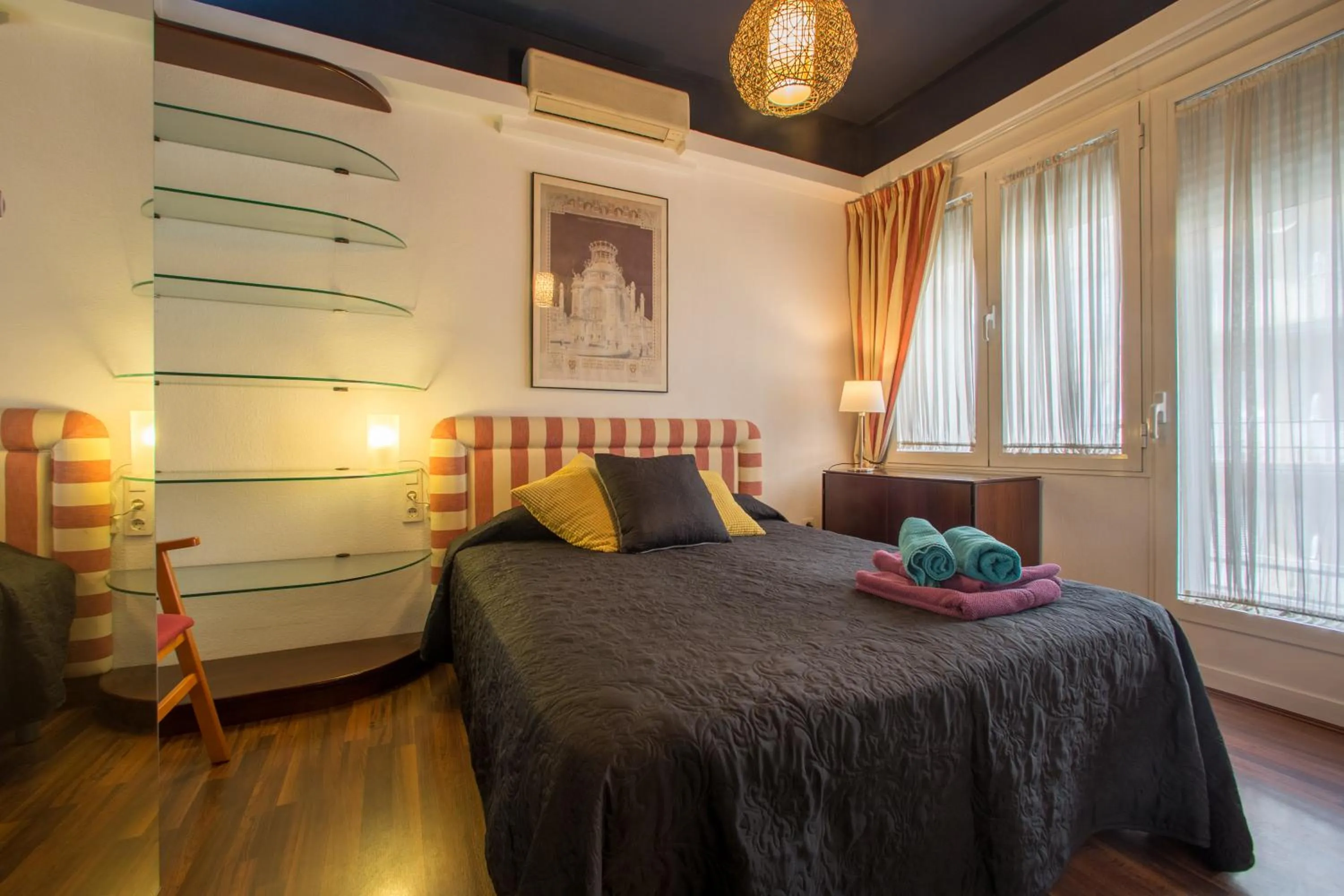 Bedroom, Bed in Casa Montalbán Apartamentos Turísticos