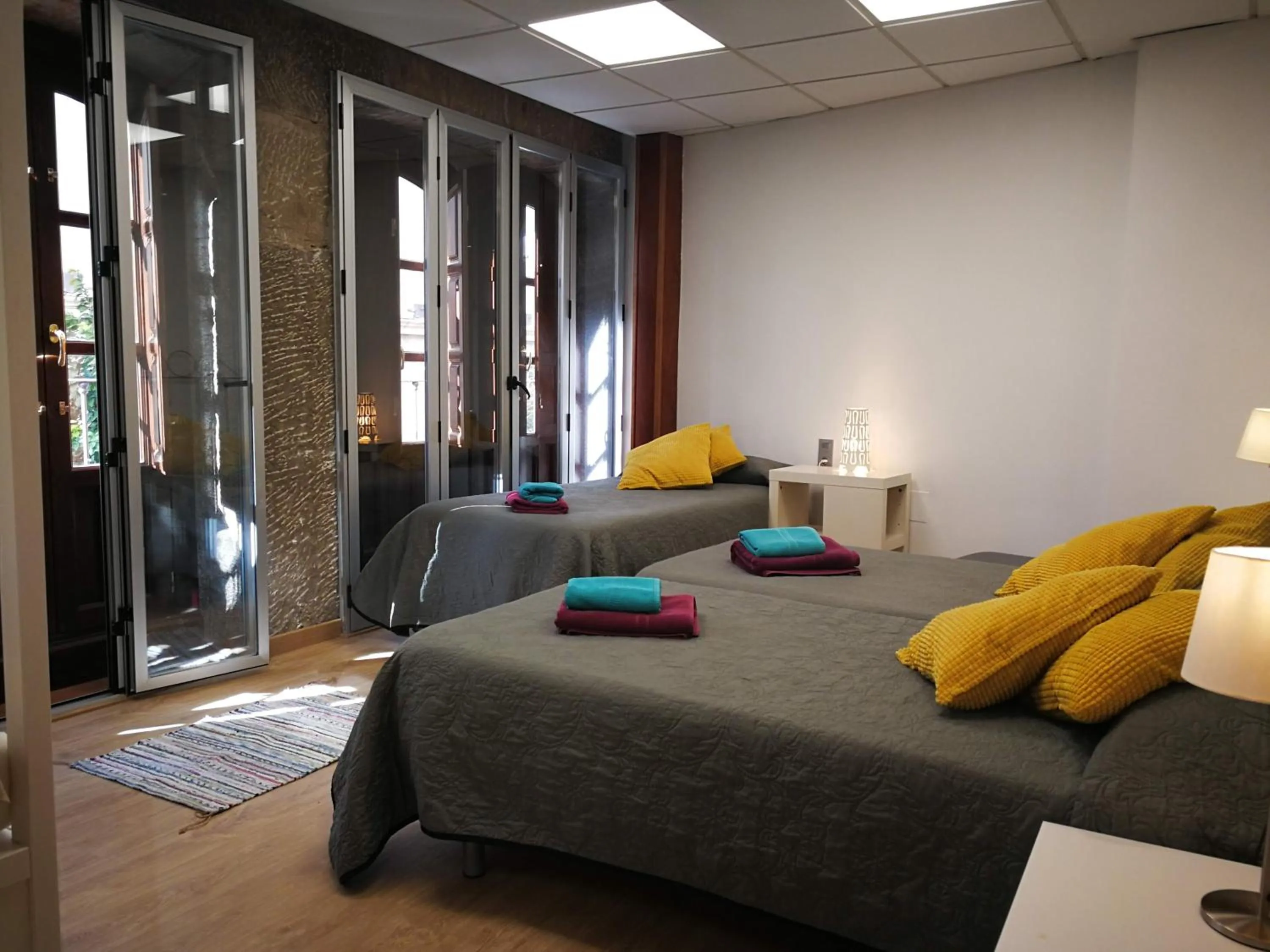 Bedroom, Bed in Casa Montalbán Apartamentos Turísticos