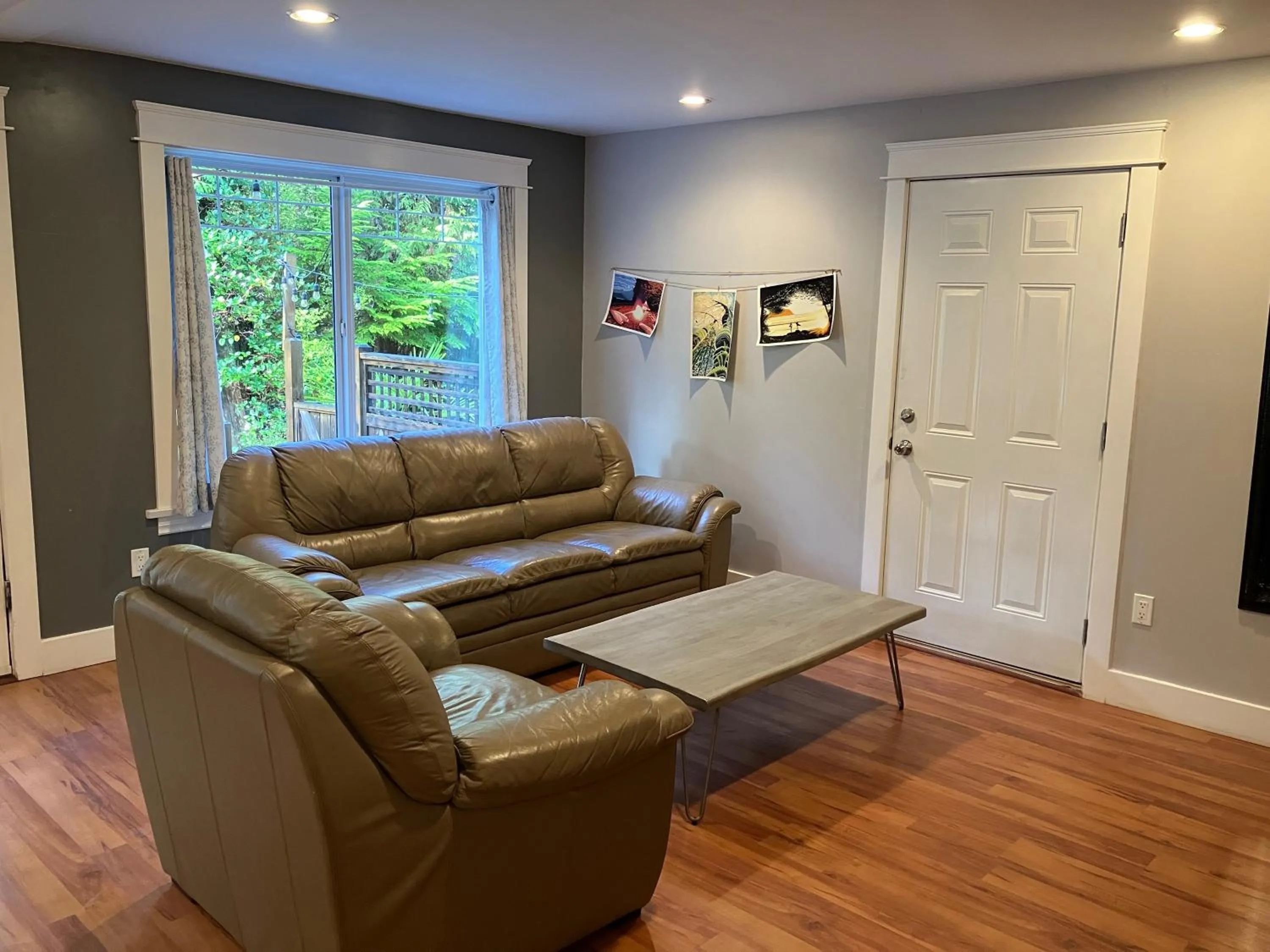 Sienna's Tree House (Tall Trees And Salty Breeze)