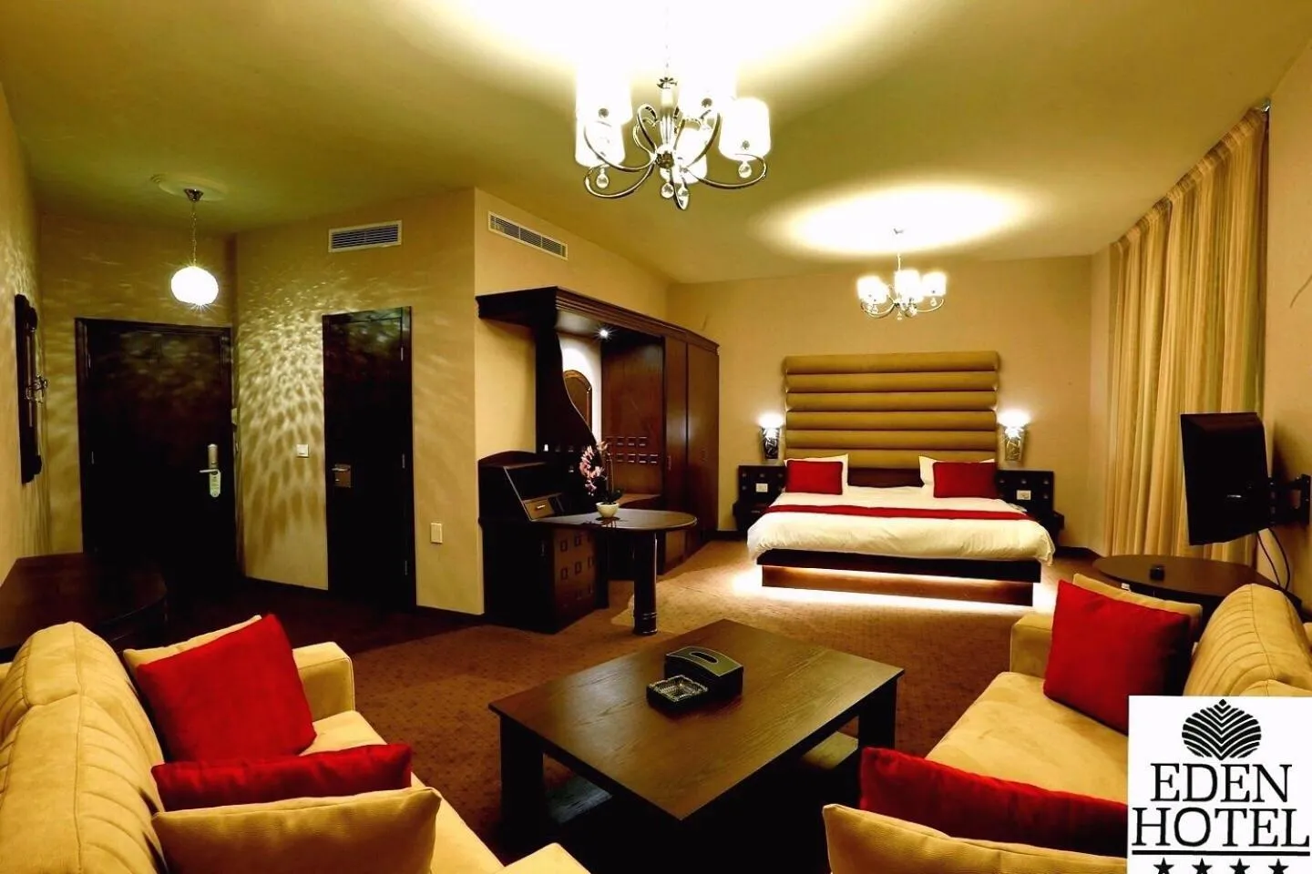 Photo of the whole room, Bed in Eden Hotel