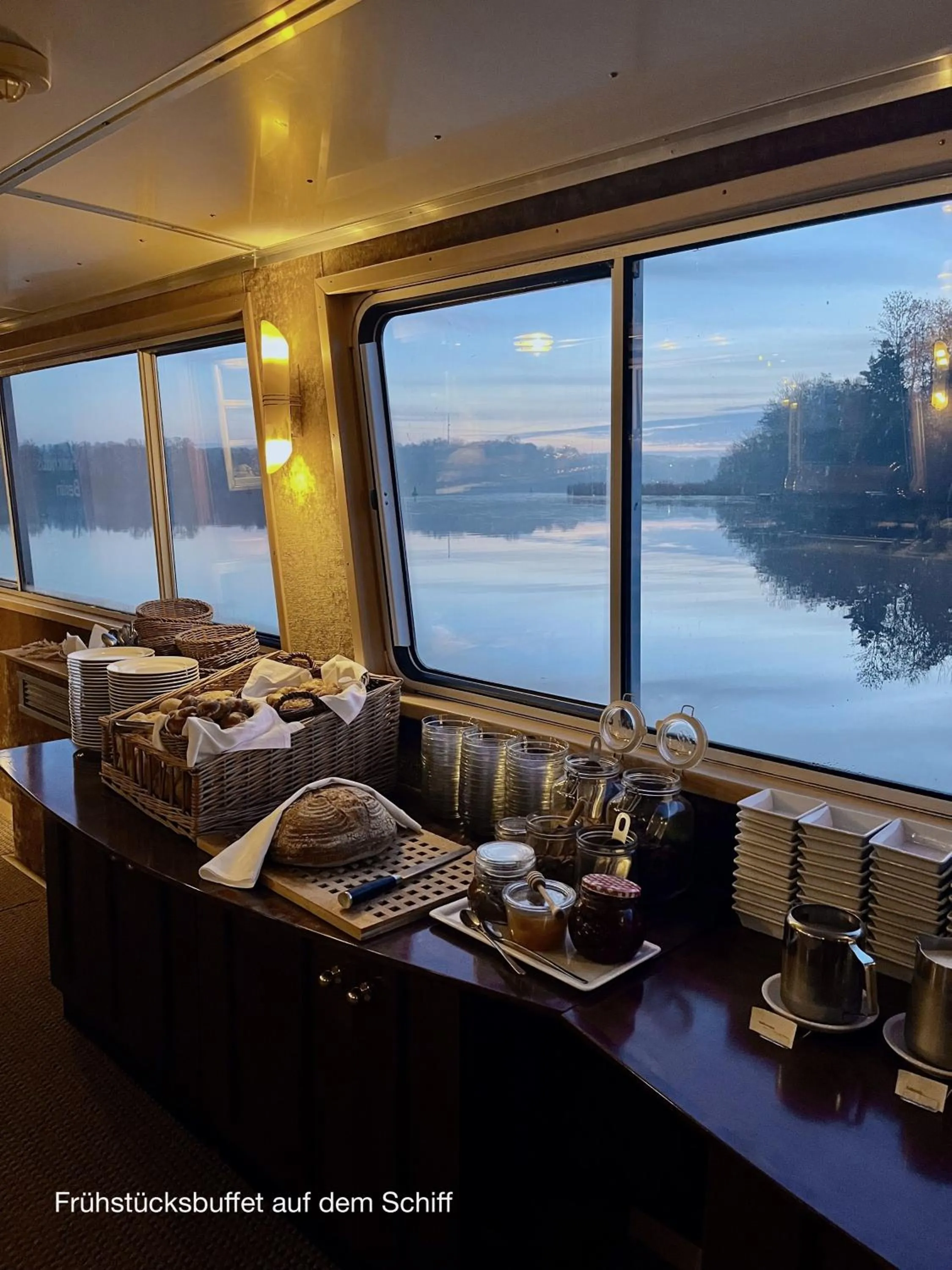 Buffet breakfast in DAS SCHMÖCKWITZ