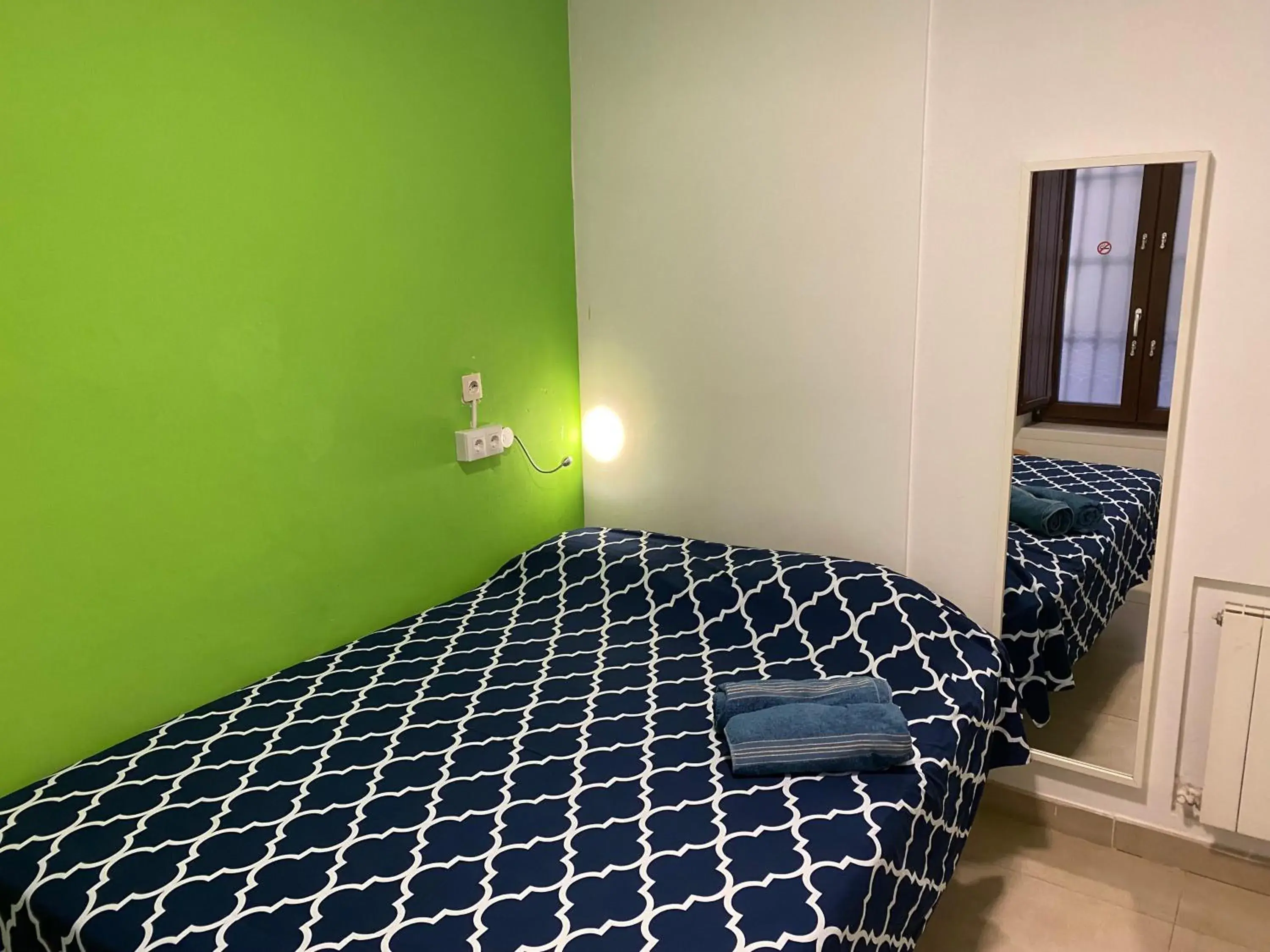 Double Room with Shared Bathroom in Oh! My Hostel Double Room with Shared Bathroom in Oh! My Hostel