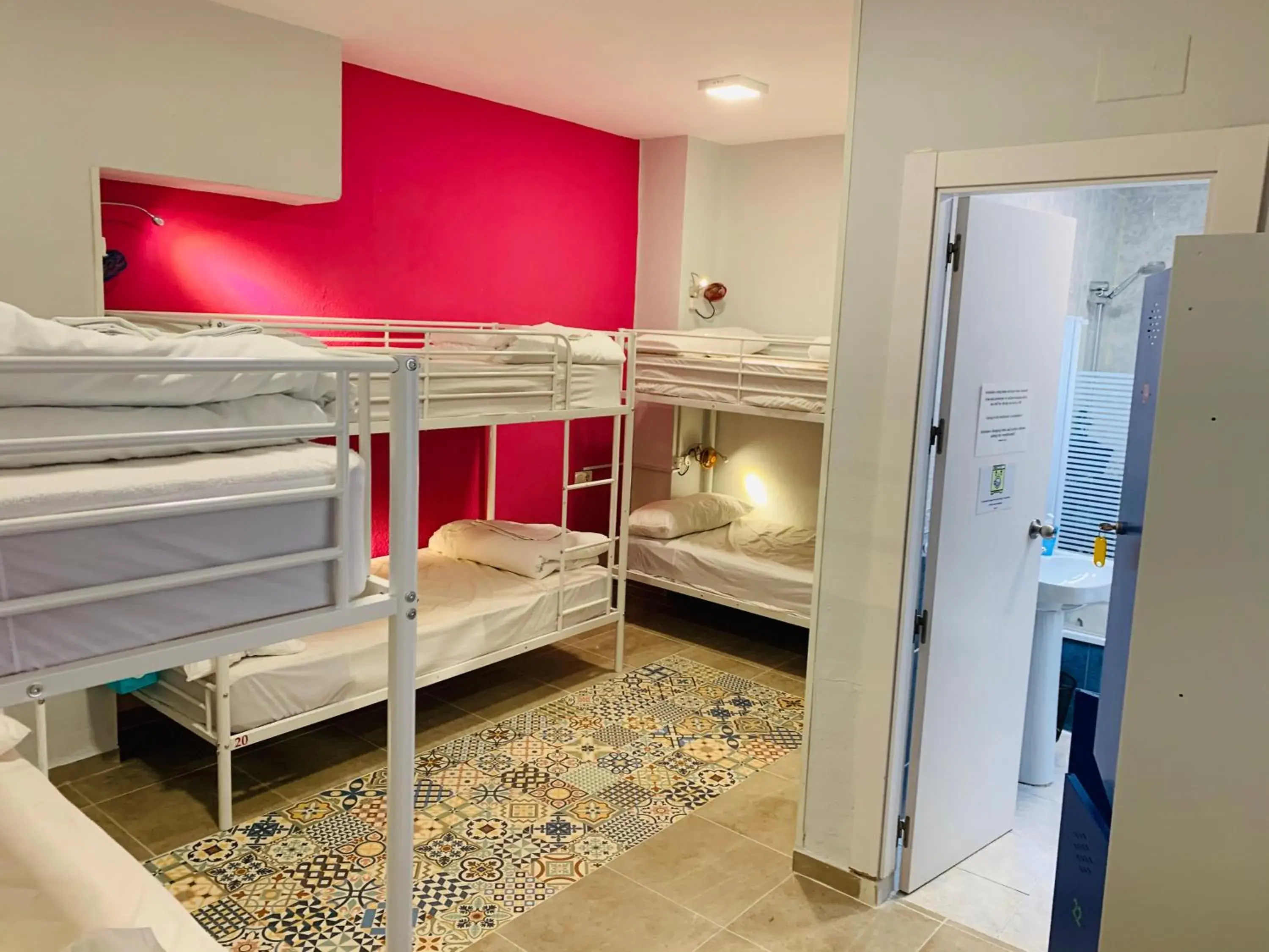Bed in 6-Bed Female Dormitory Room with Private Bathroom in Oh! My Hostel Bed in 6-Bed Female Dormitory Room with Private Bathroom in Oh! My Hostel