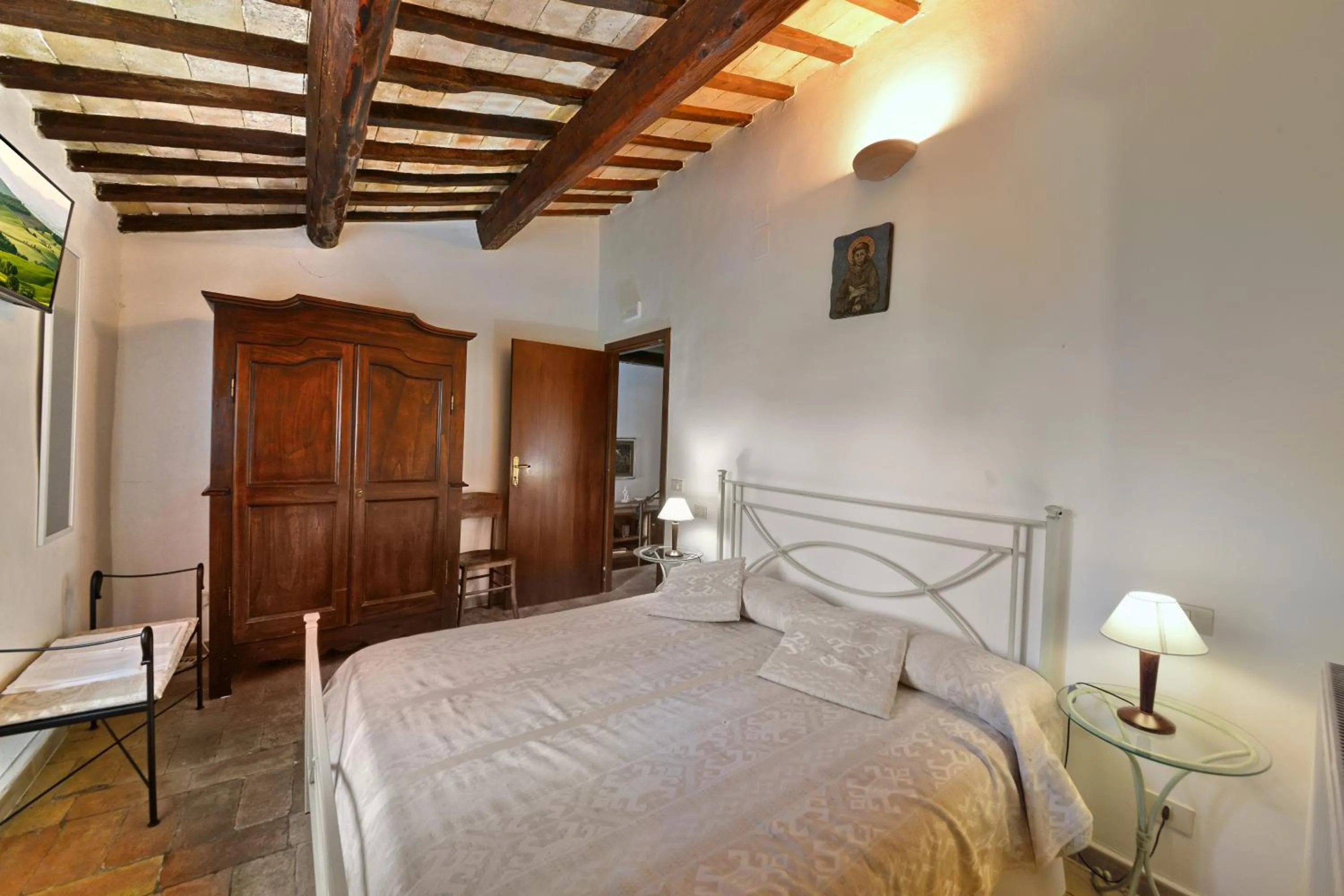 Bed in Agriturismo Sasso Rosso