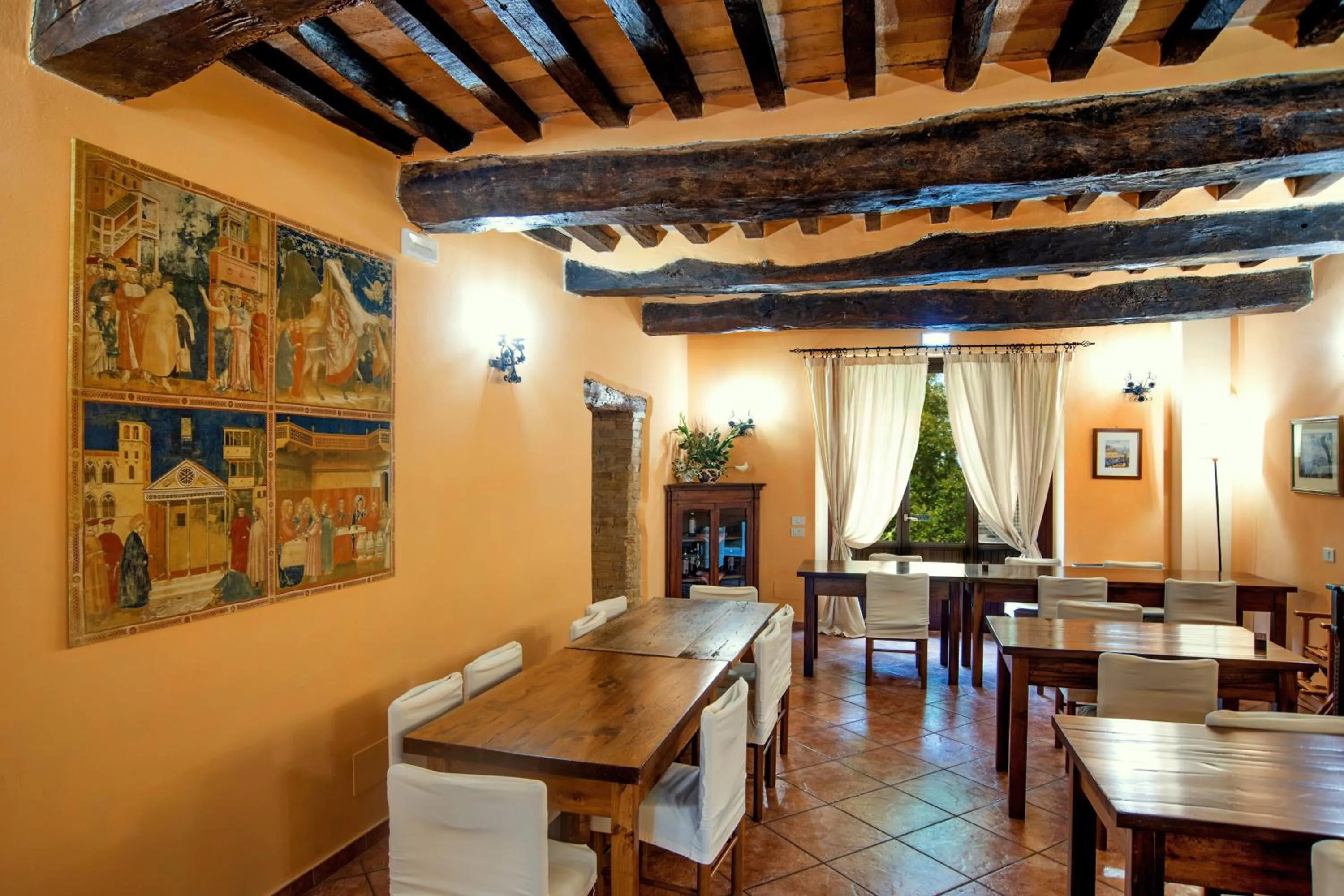 Restaurant/places to eat in Agriturismo Sasso Rosso
