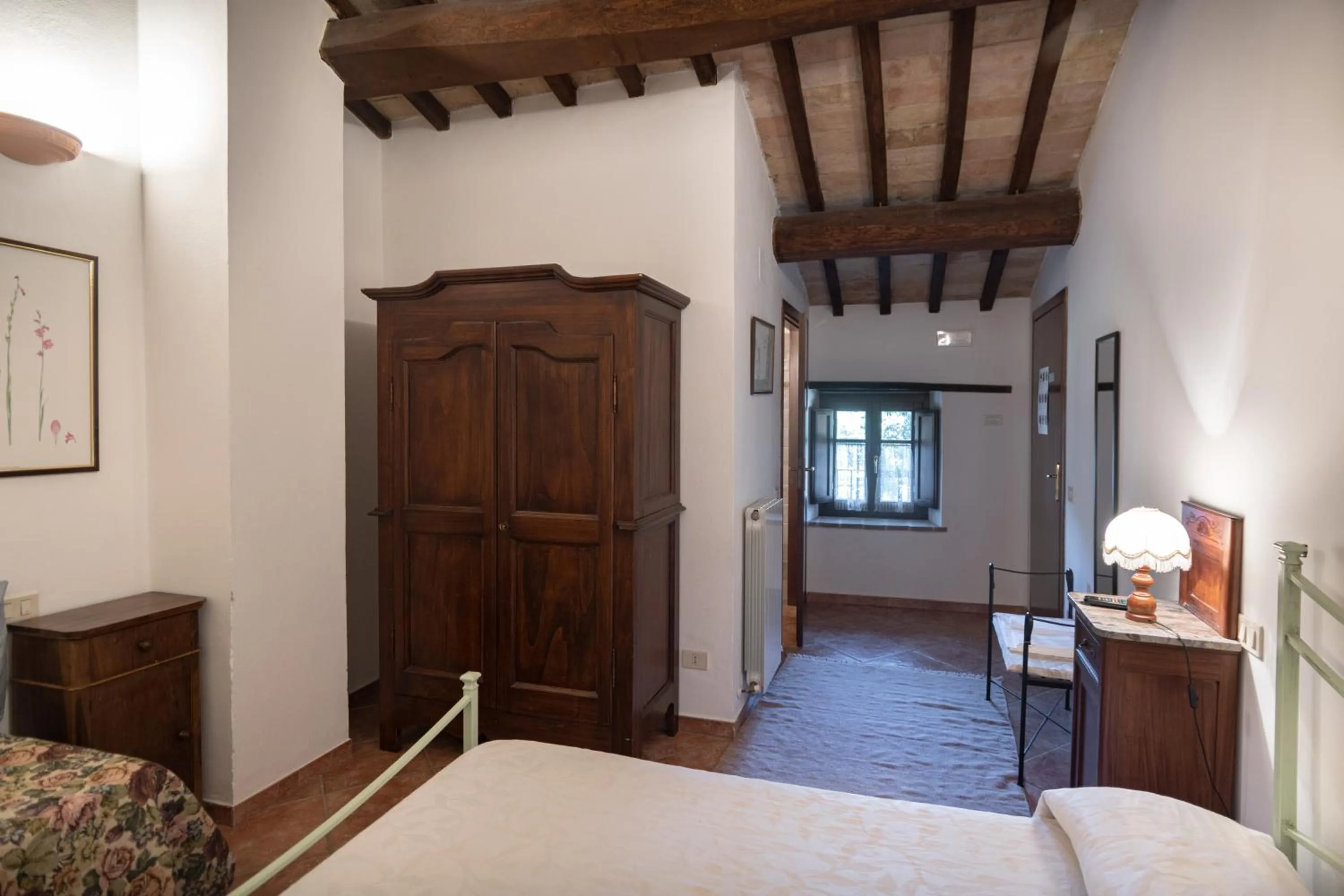 Photo of the whole room, Bed in Agriturismo Sasso Rosso