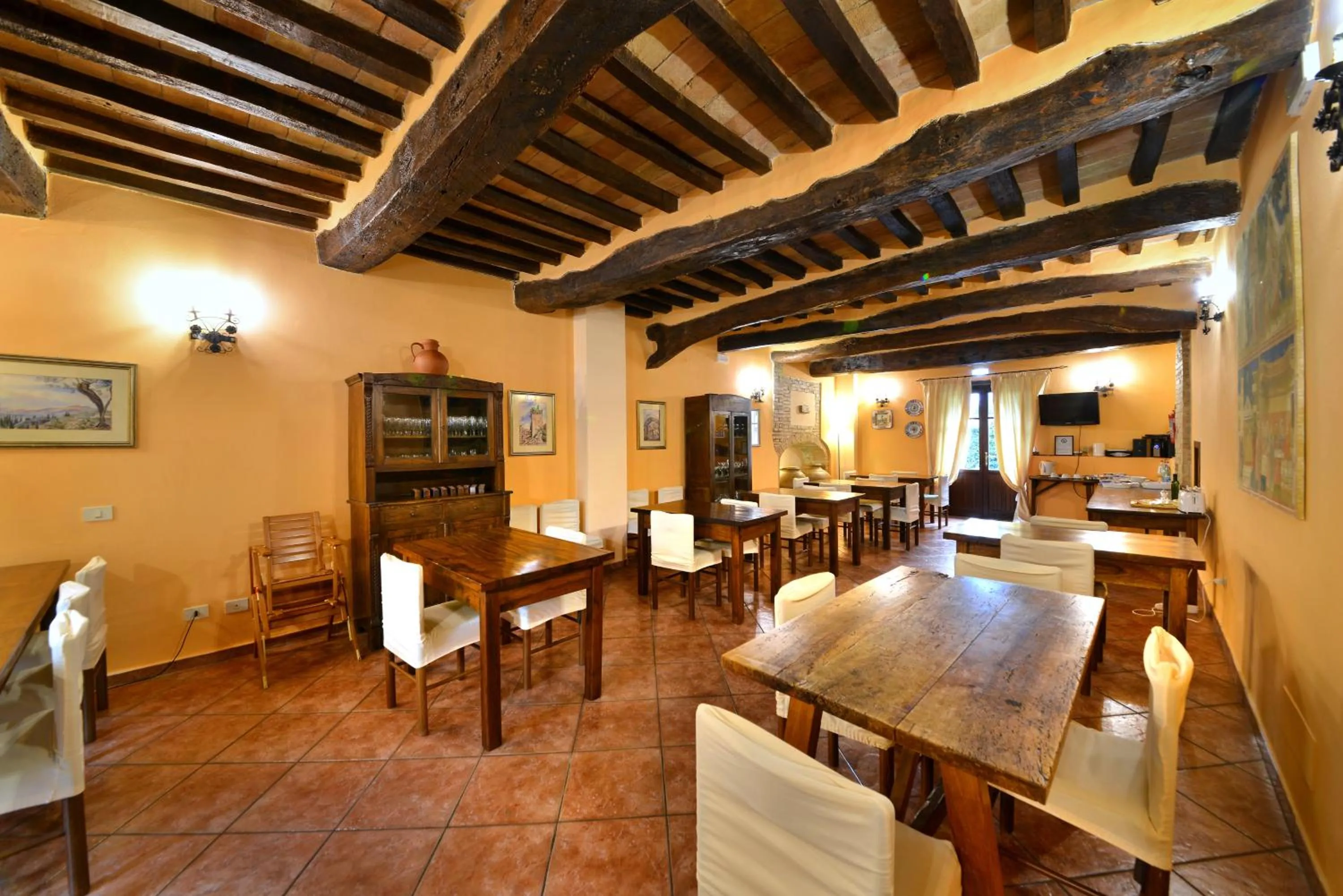 Restaurant/places to eat in Agriturismo Sasso Rosso