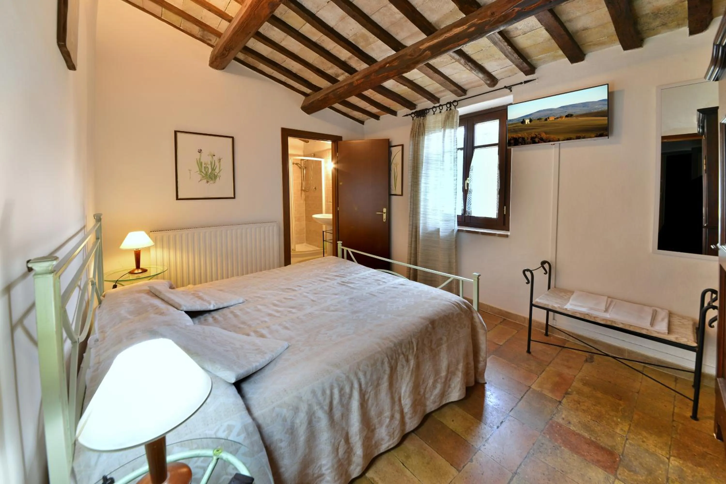Bed in Agriturismo Sasso Rosso