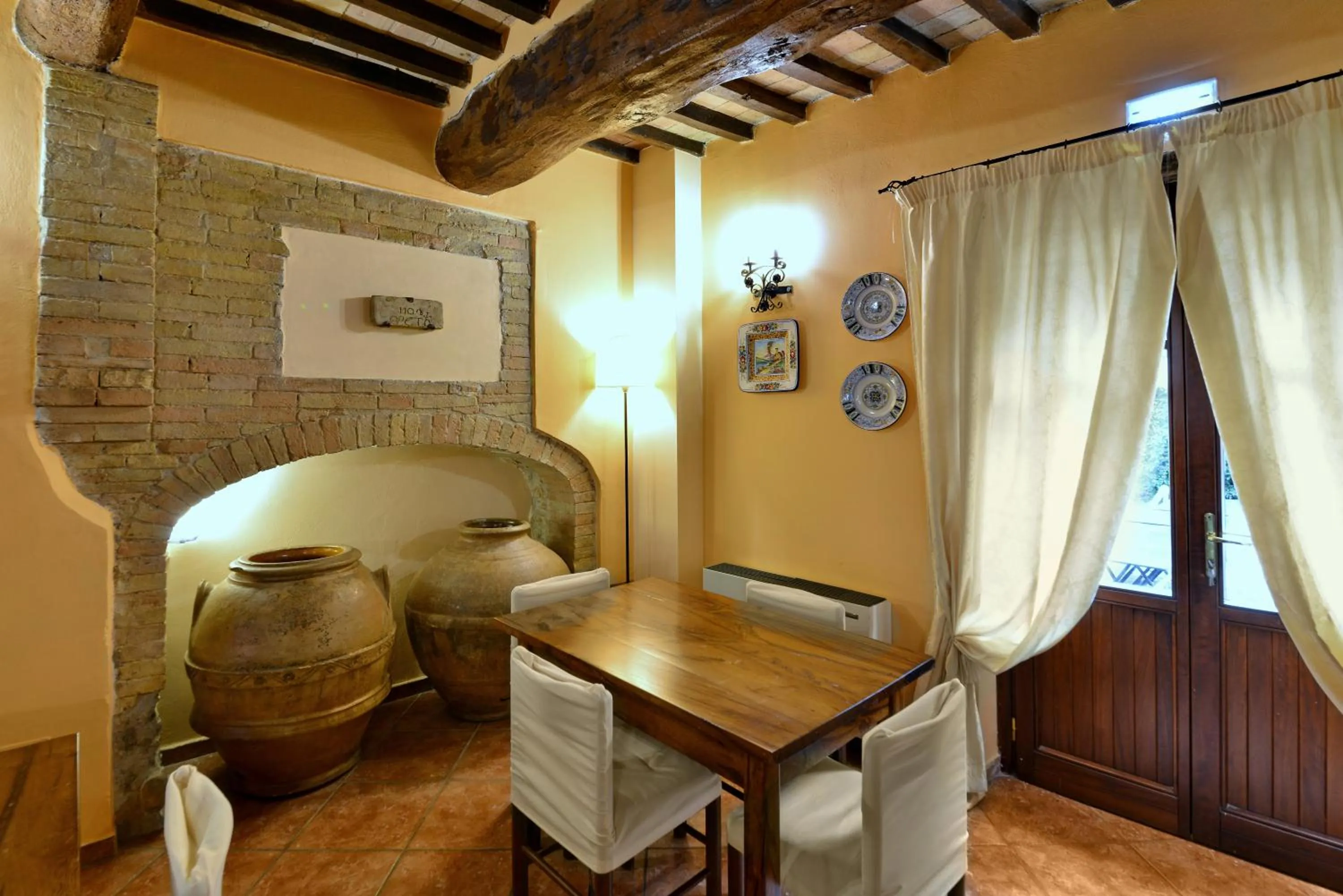 Restaurant/places to eat in Agriturismo Sasso Rosso