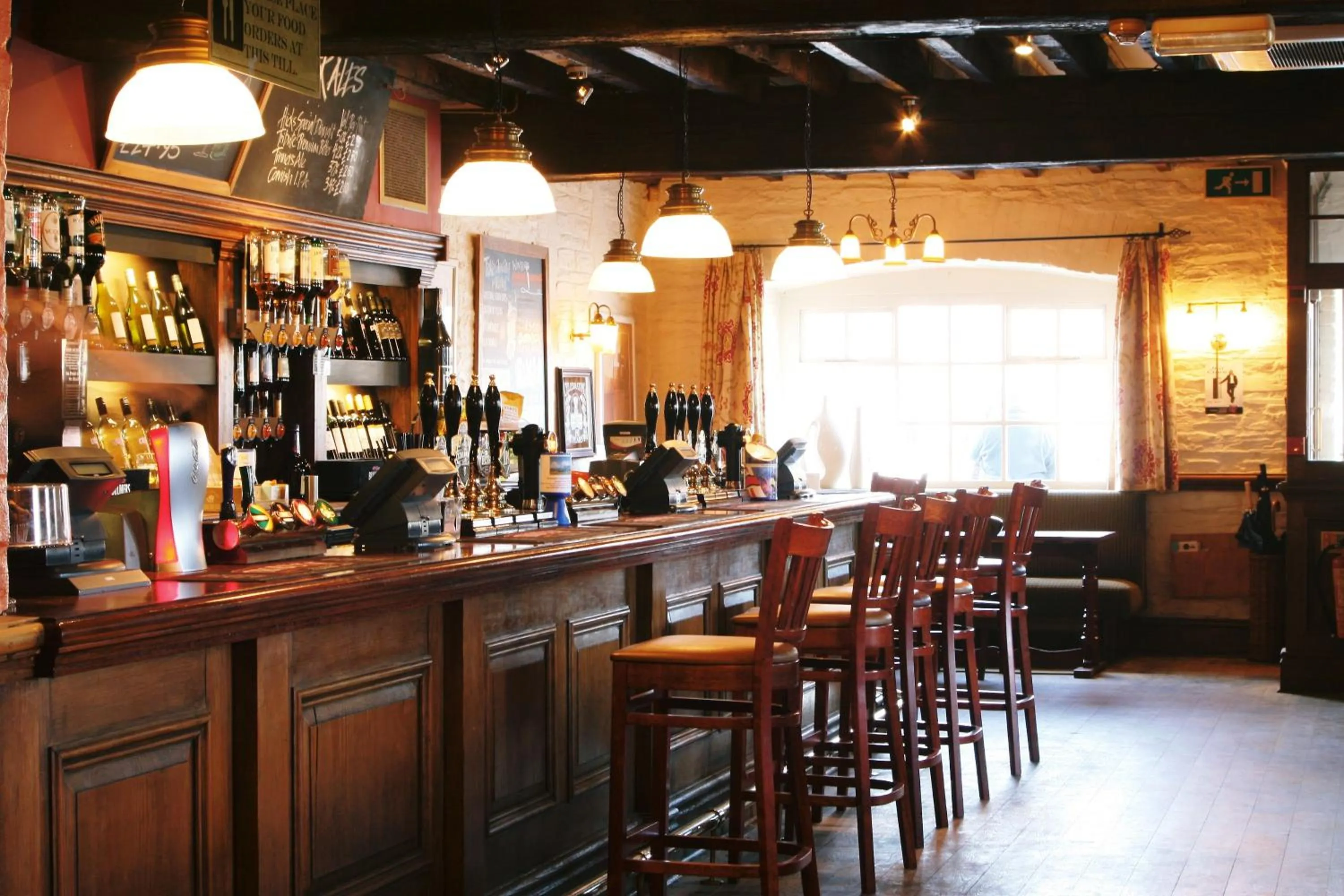 Lounge or bar in The Old Custom House