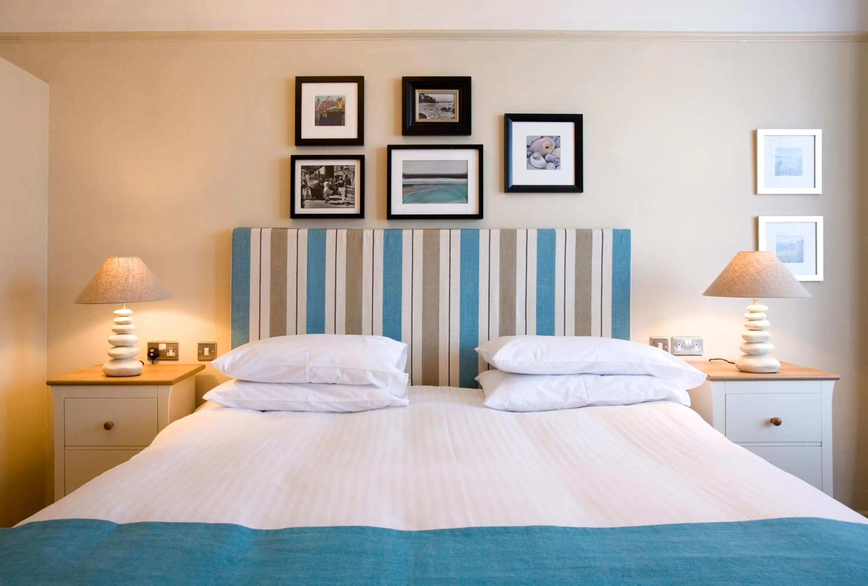 Bed in The Old Custom House