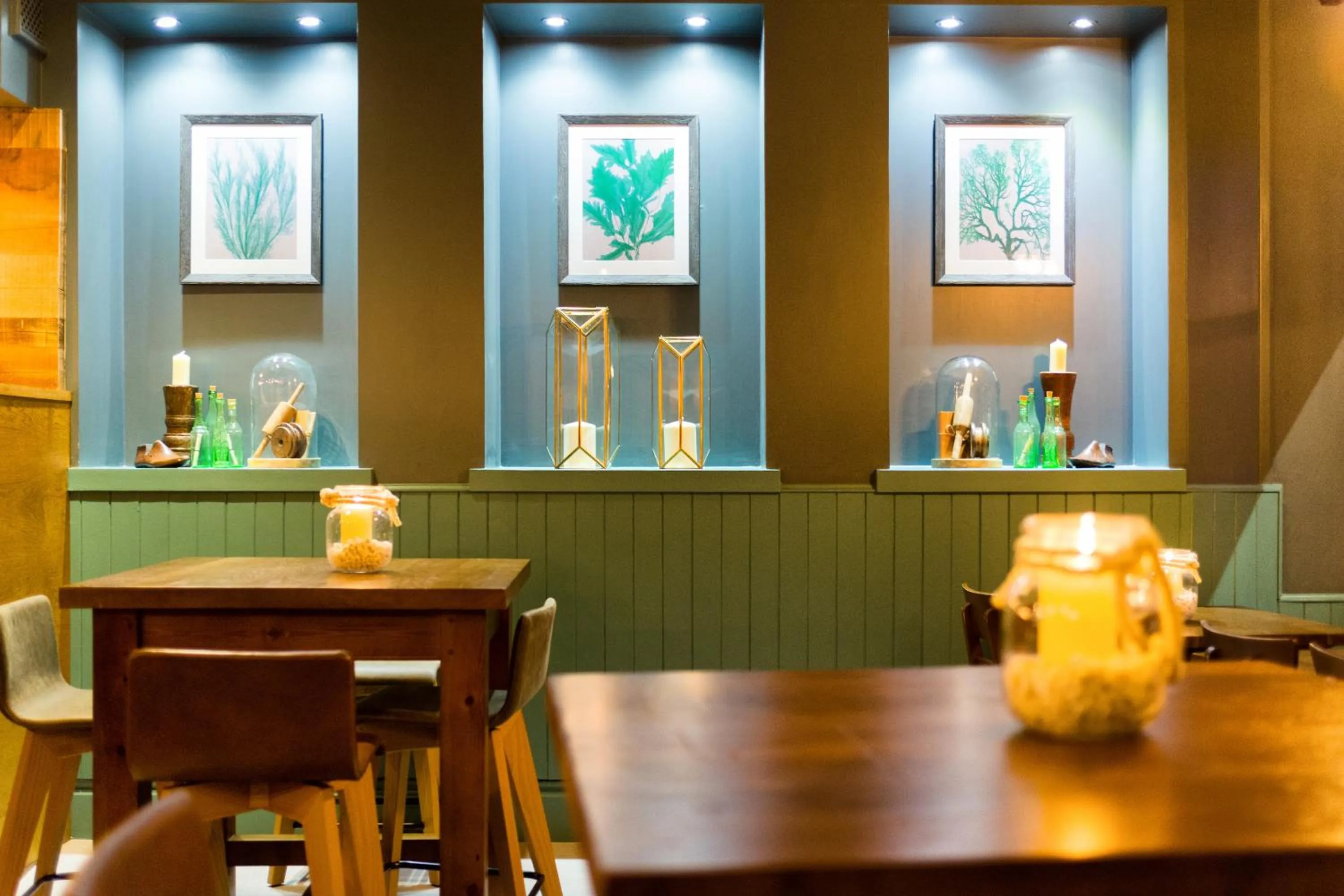 Restaurant/places to eat in The Old Custom House