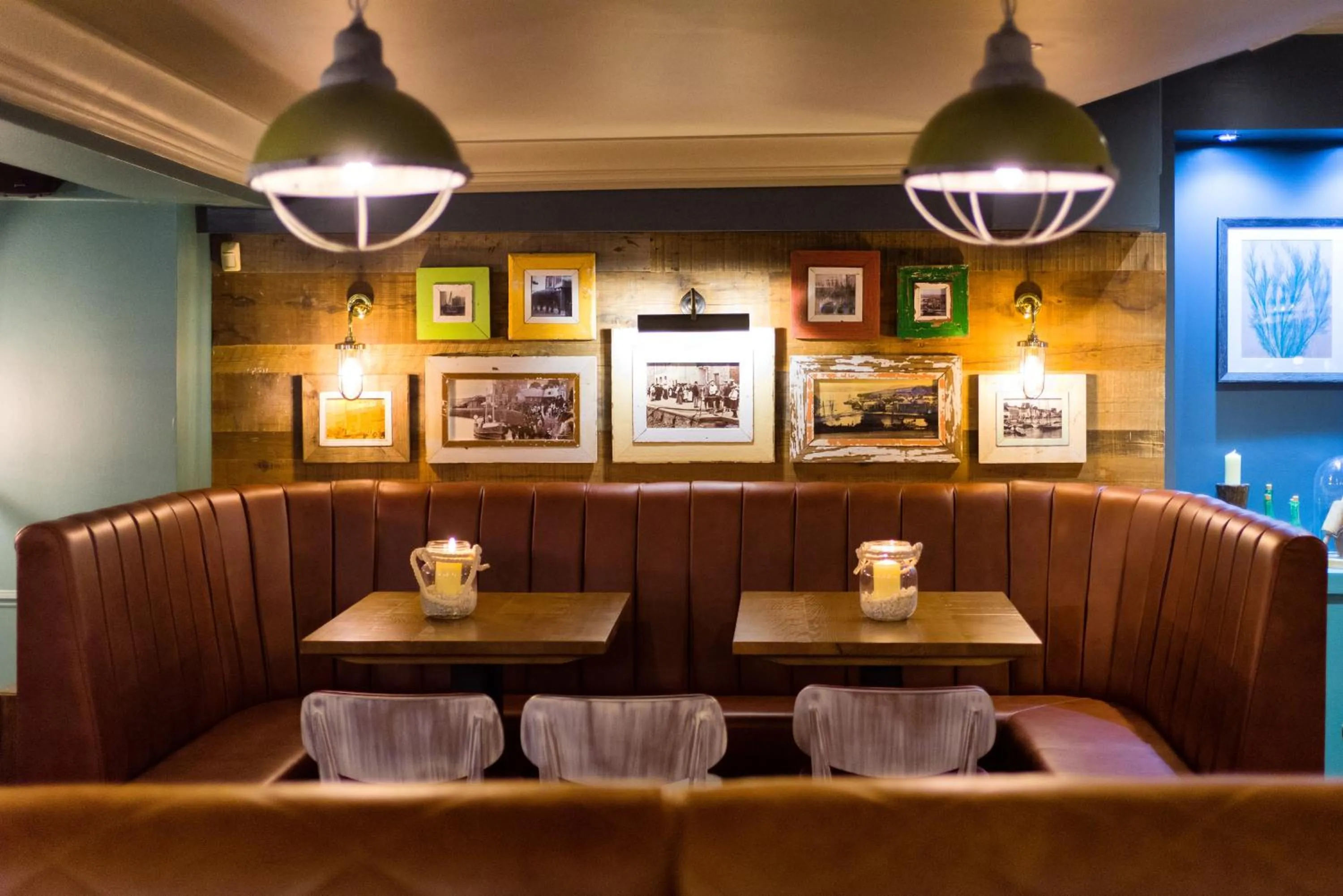 Restaurant/places to eat in The Old Custom House