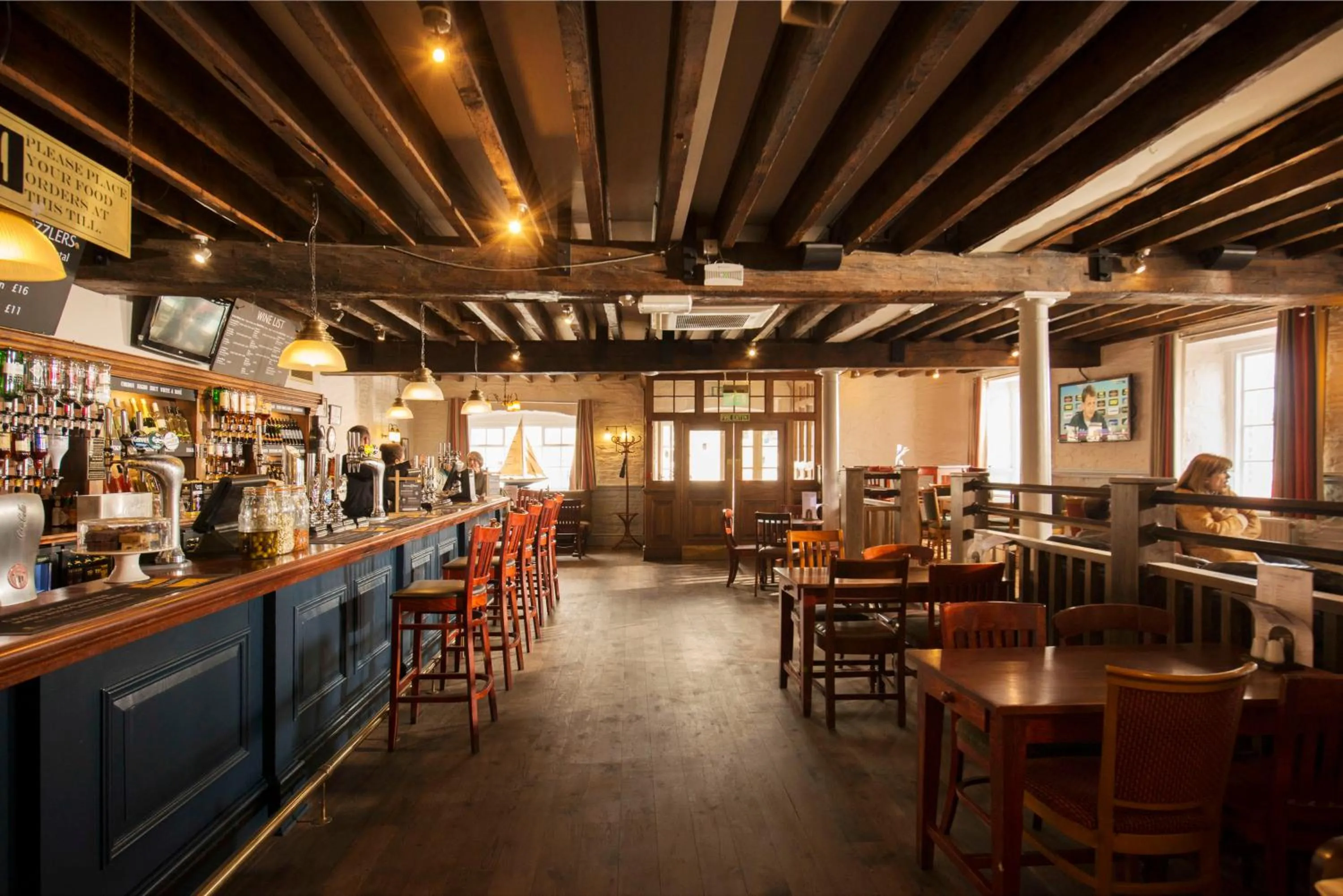 Restaurant/places to eat in The Old Custom House