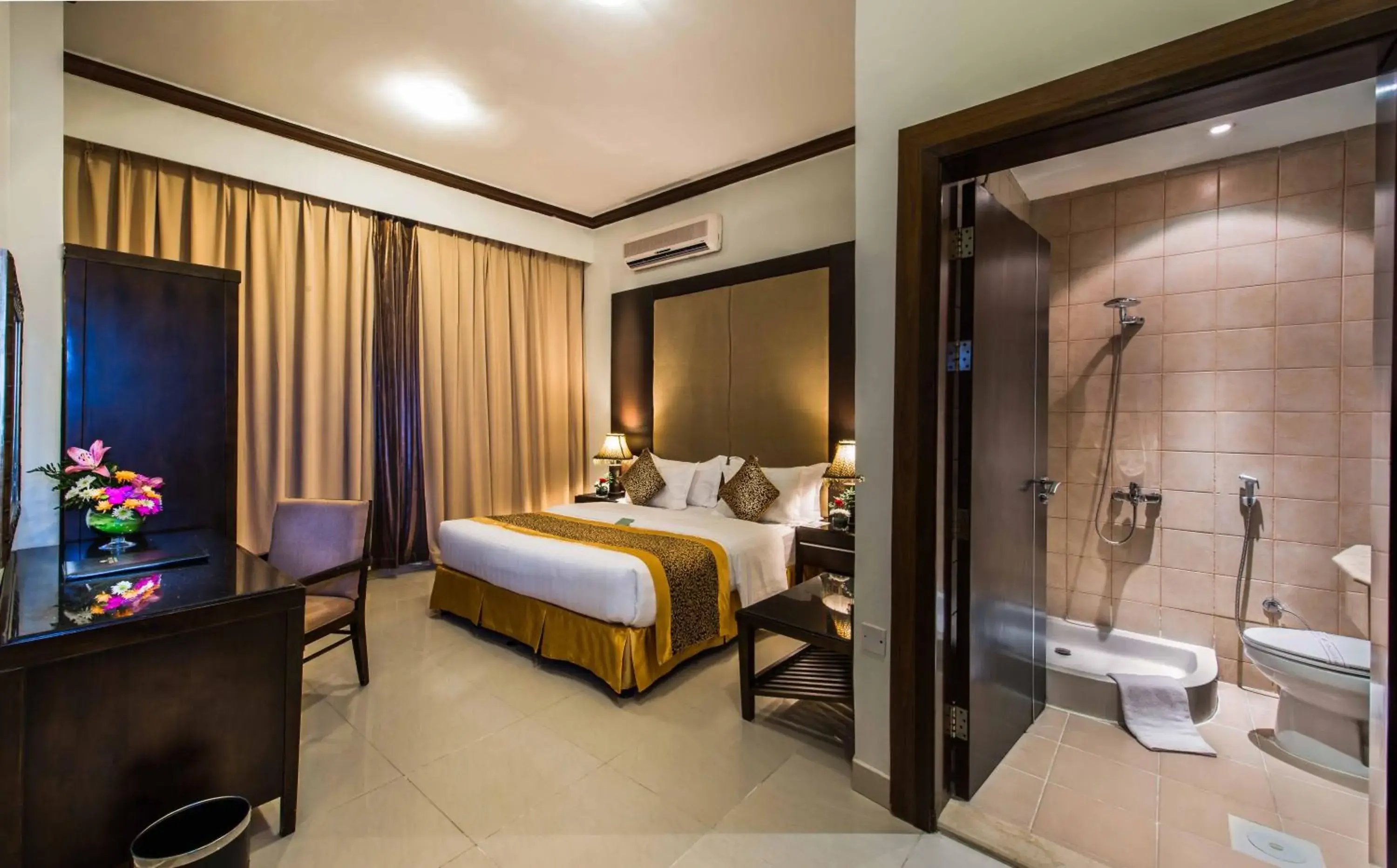 Toilet, Bed in Boudl Buraydah Toilet, Bed in Boudl Buraydah