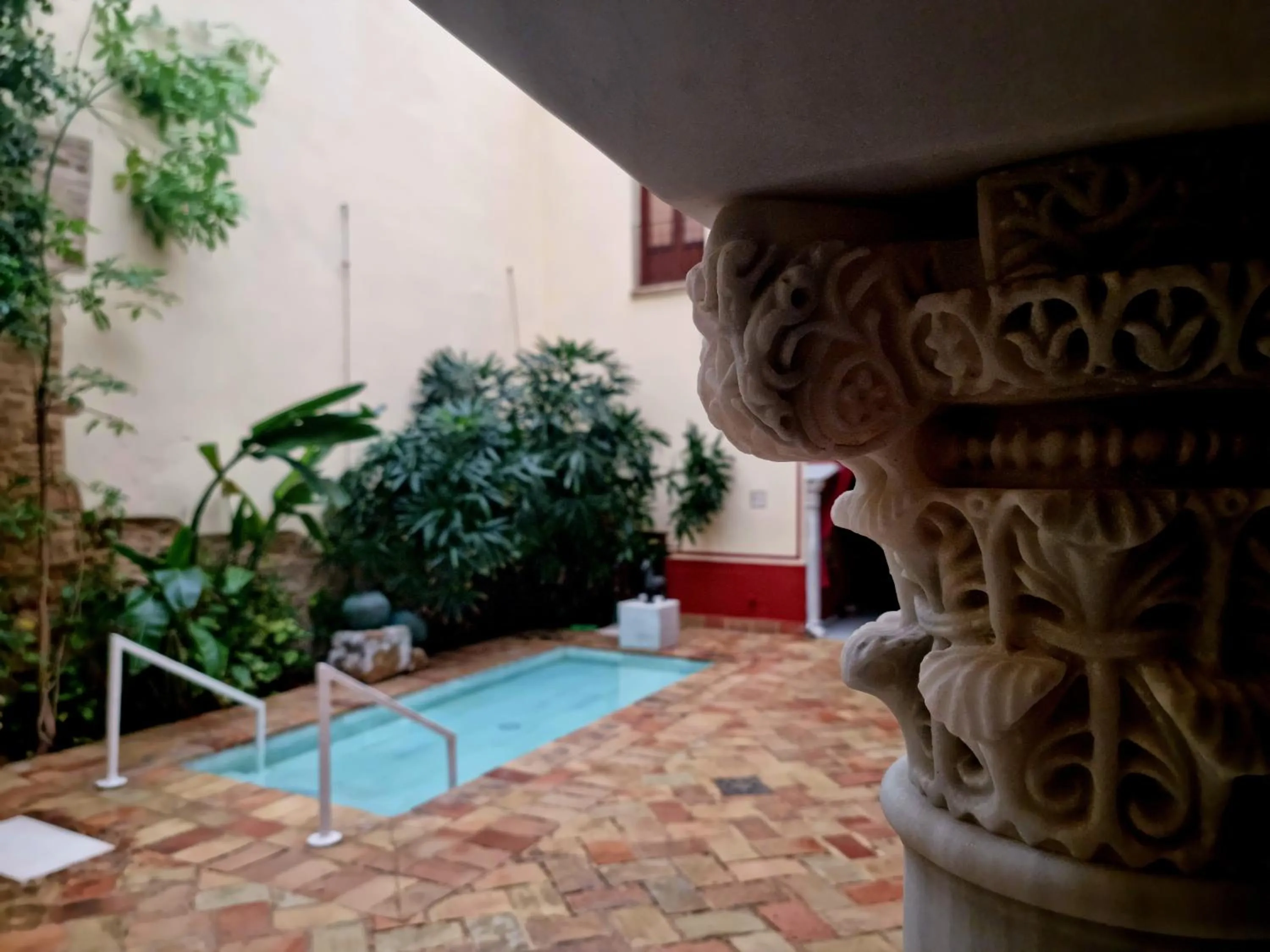 Hot Spring Bath in Hospederia Baños Arabes De Cordoba