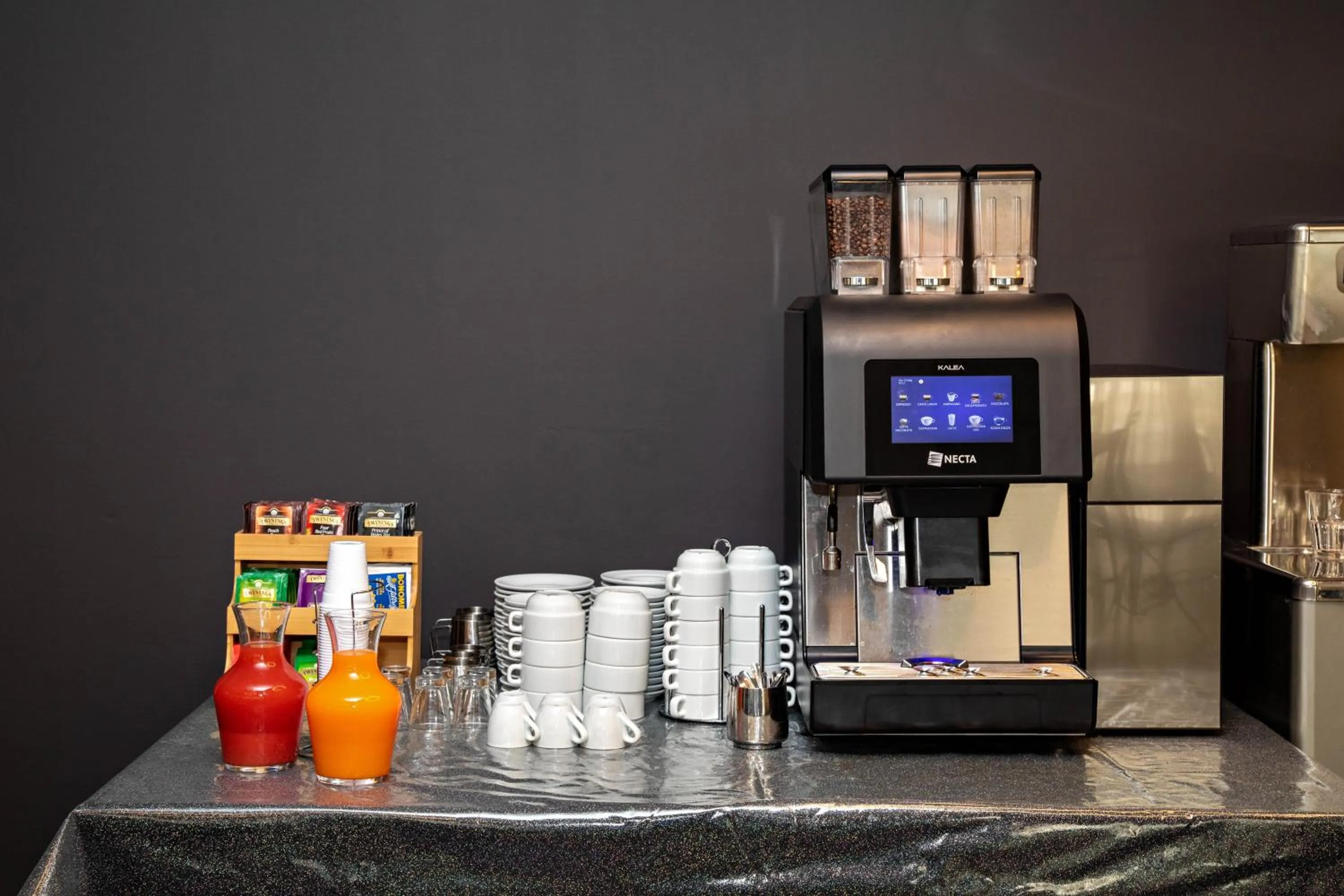 Coffee/tea facilities in Hotel Mediterraneo