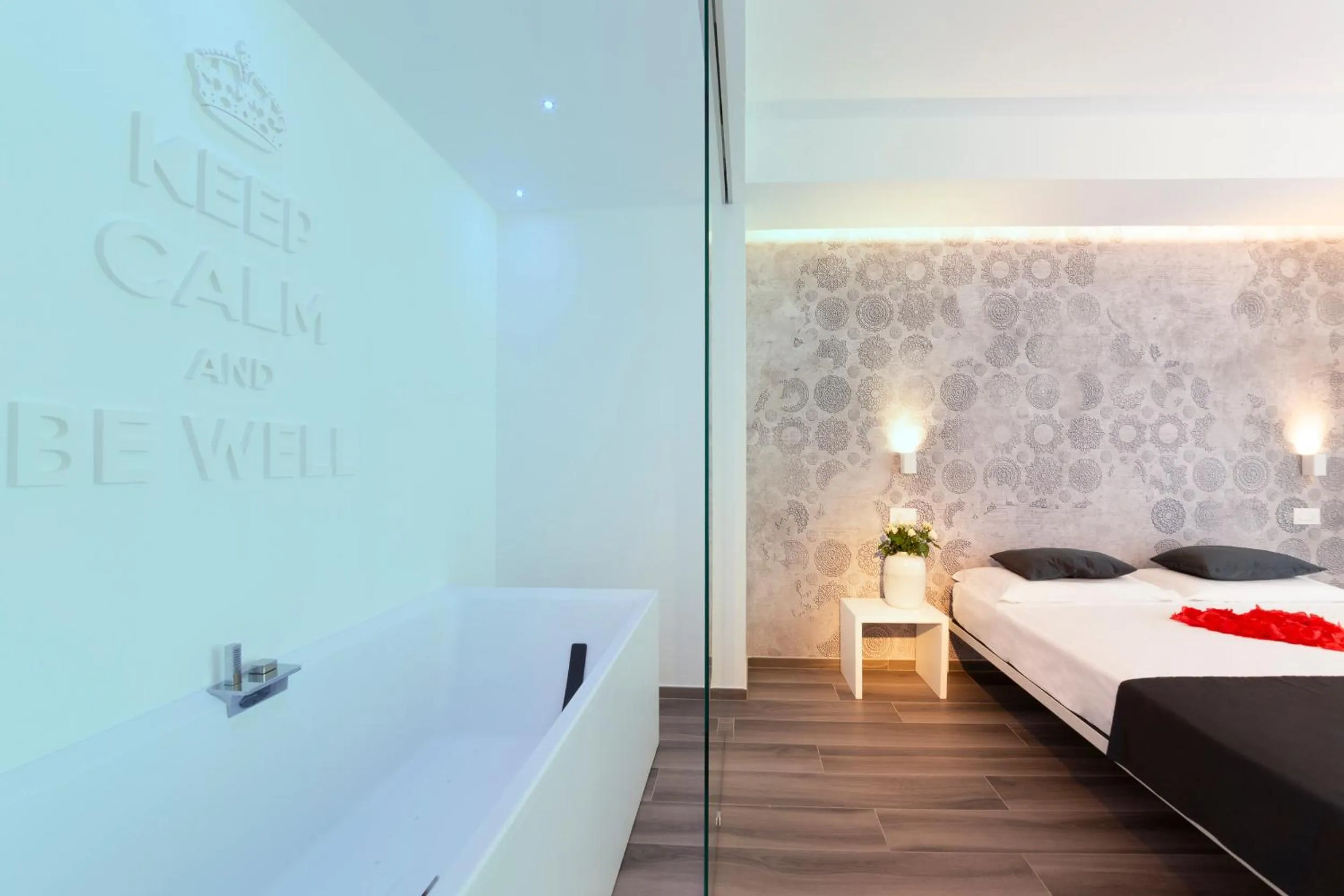 Spa and wellness centre/facilities, Bed in Hotel Mediterraneo