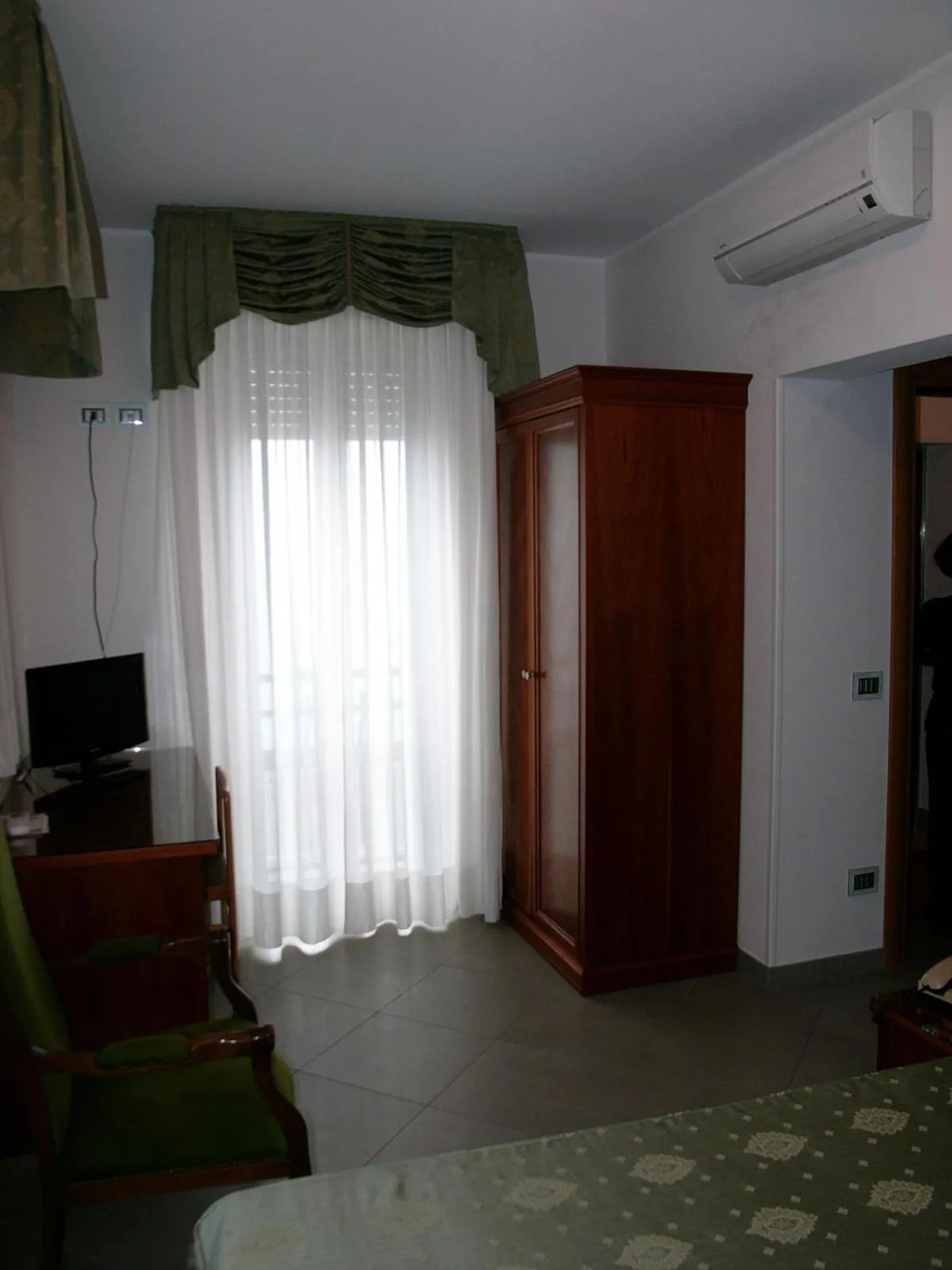 Decorative detail in Hotel Lido