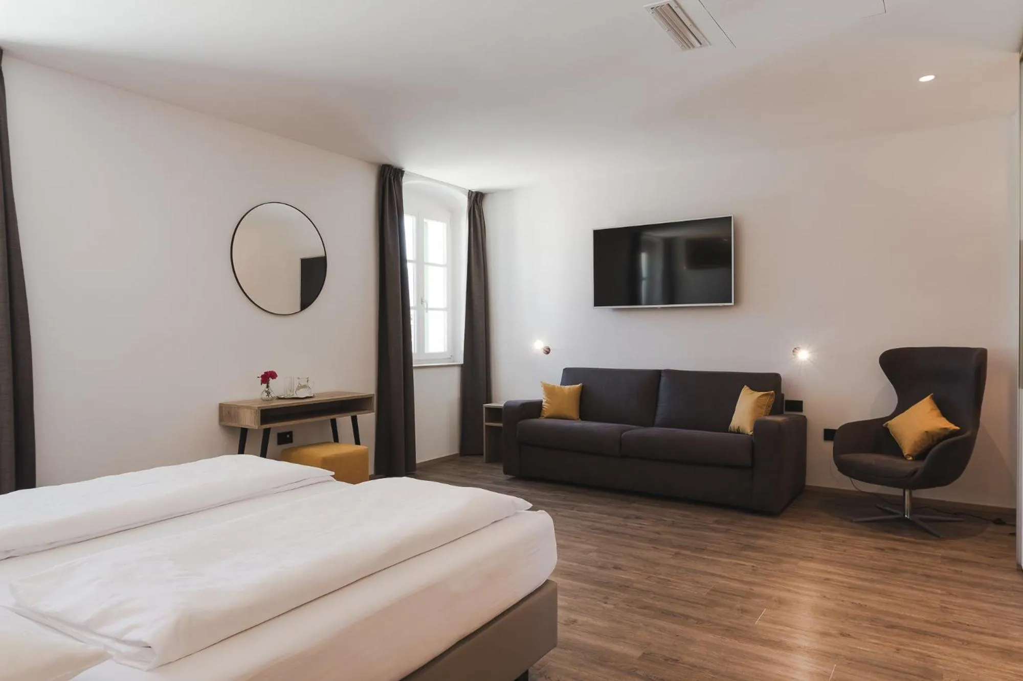 Decorative detail, Bed in Hotel Mandelhof