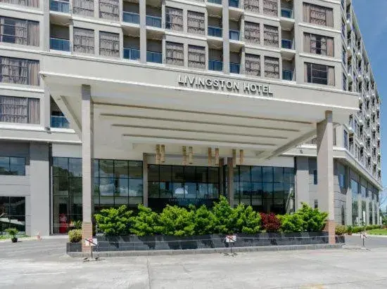 Property building in Livingston Hotel Property building in Livingston Hotel