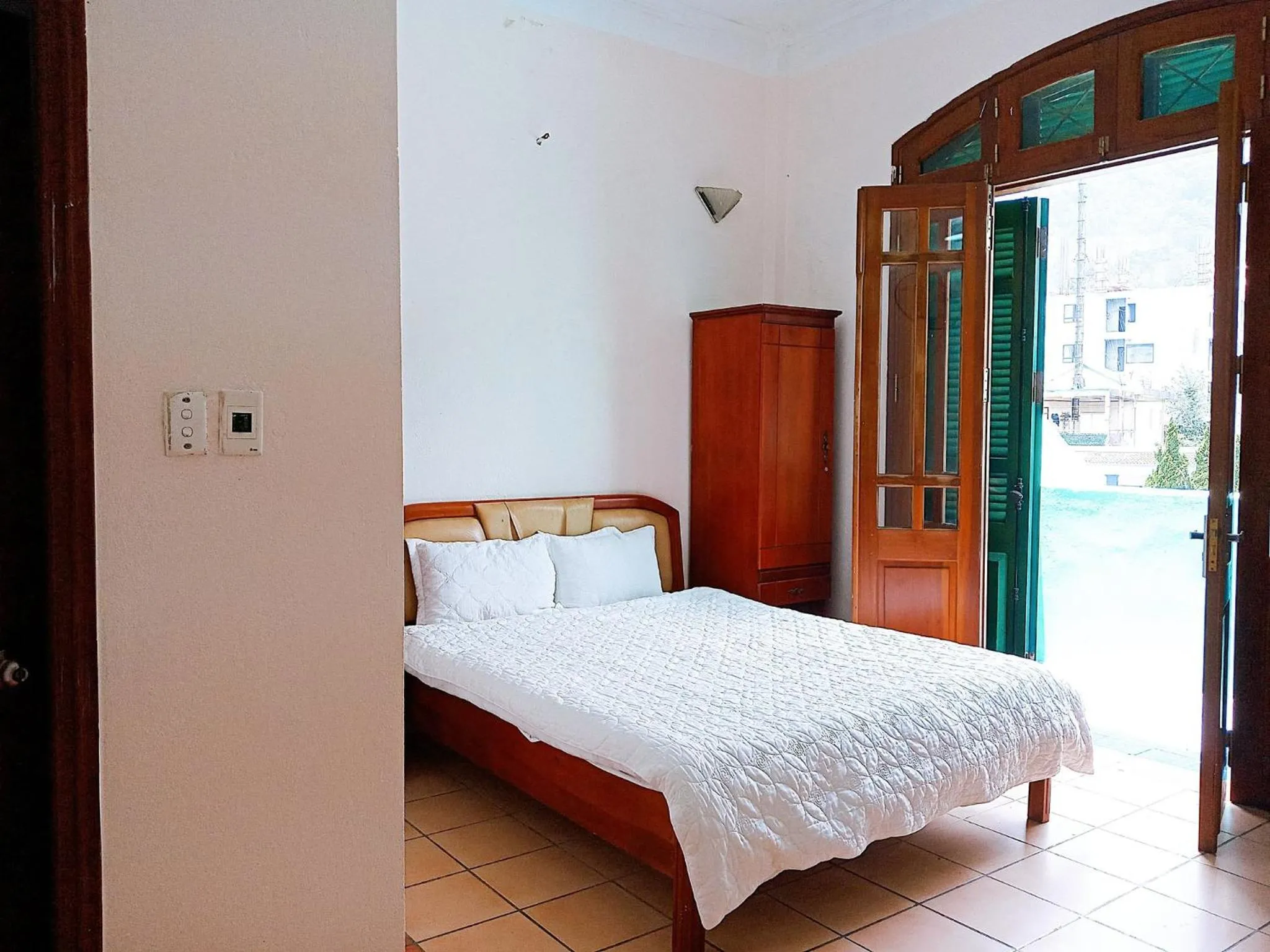 Bedroom, Bed in Ngoc Son Tam Dao Hotel