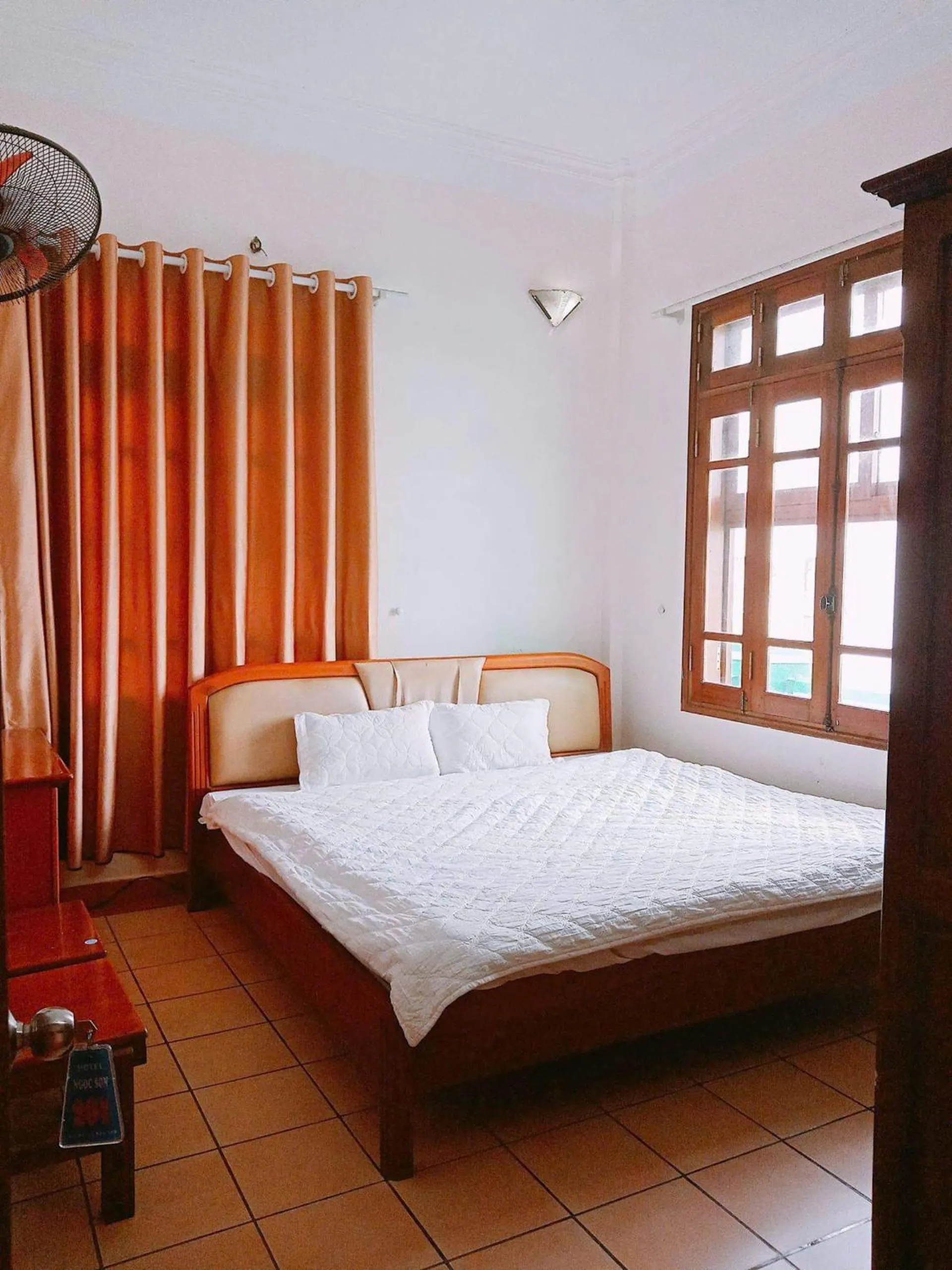 Bed in Ngoc Son Tam Dao Hotel