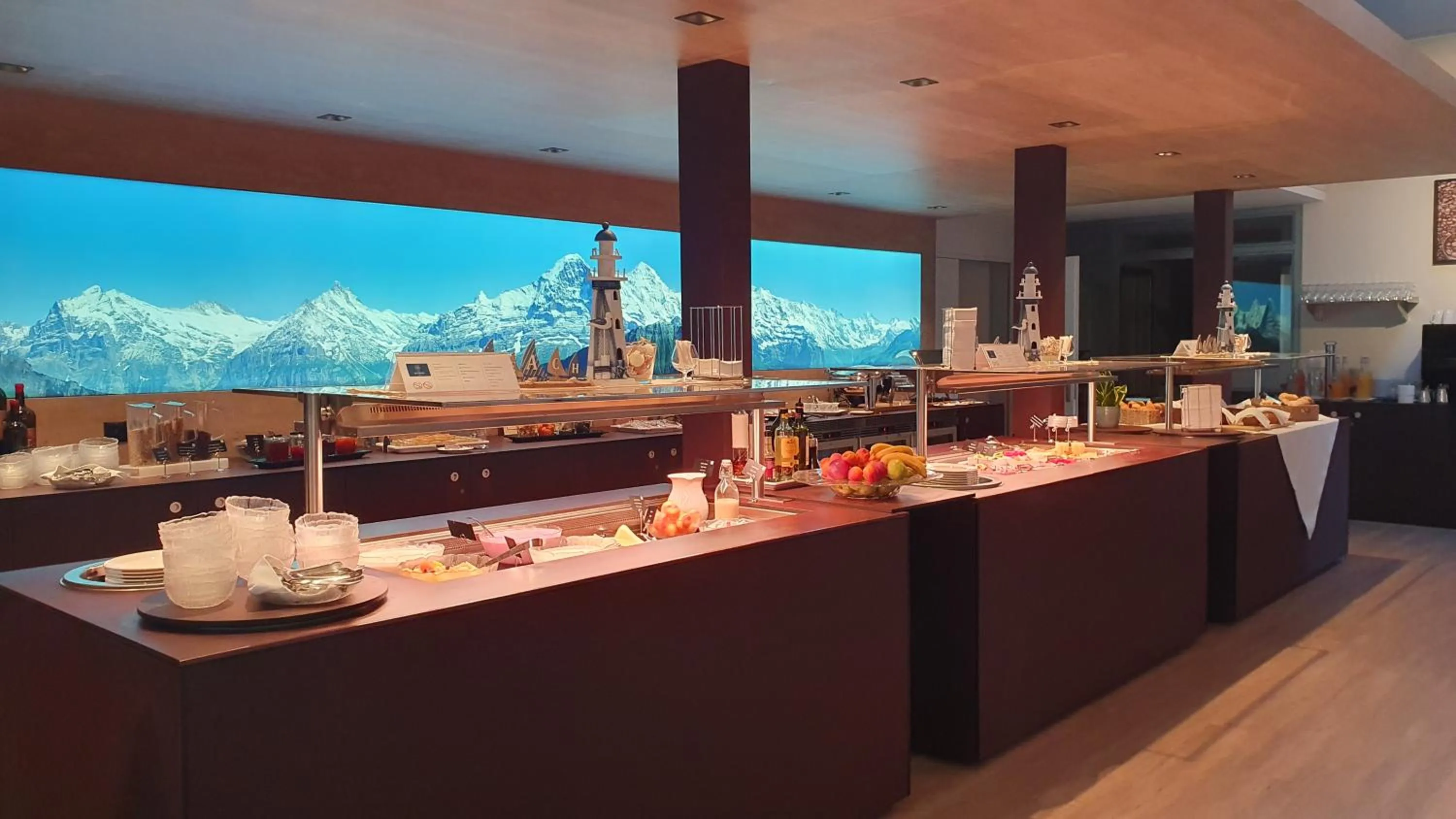 Breakfast in Hotel Seaside