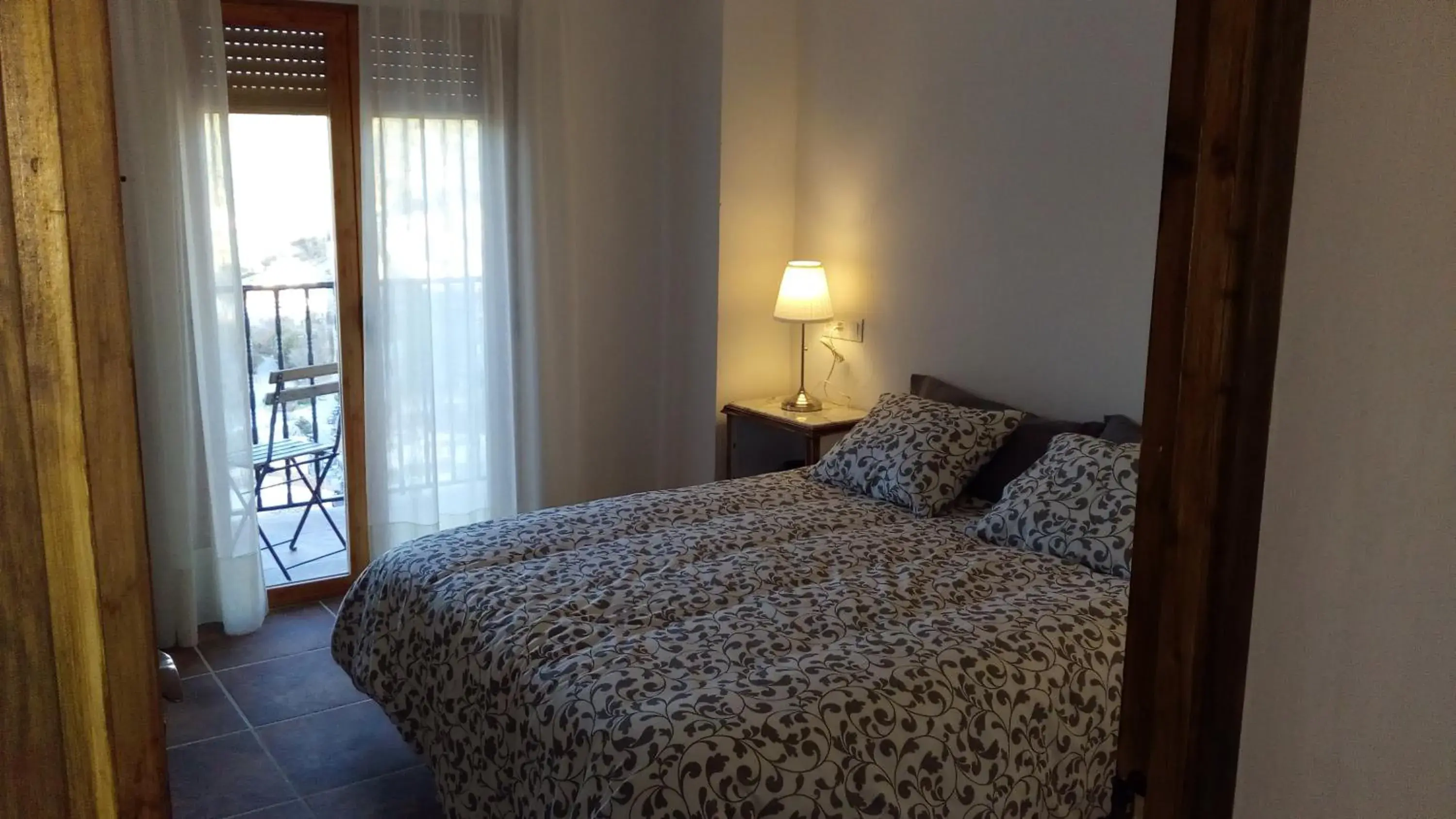 Deluxe Double Room with Balcony in Casa del Arrabal Deluxe Double Room with Balcony in Casa del Arrabal