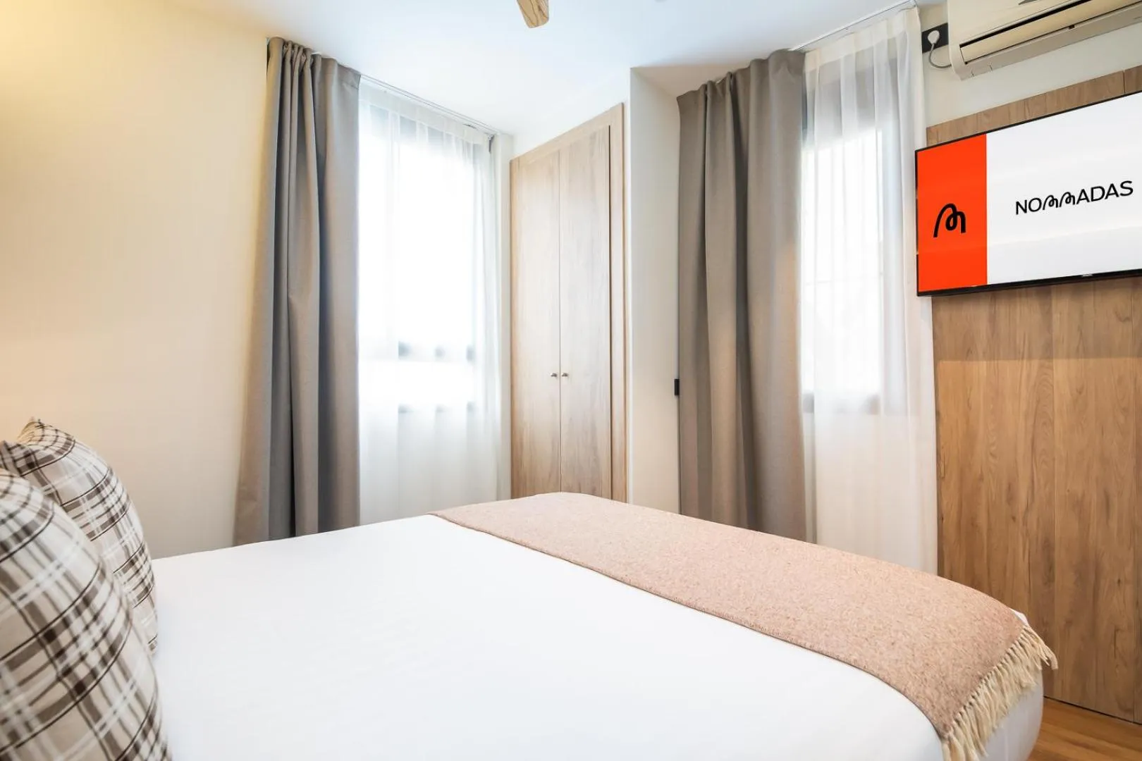 TV and multimedia, Bed in Nommadas Jero - Only Adults