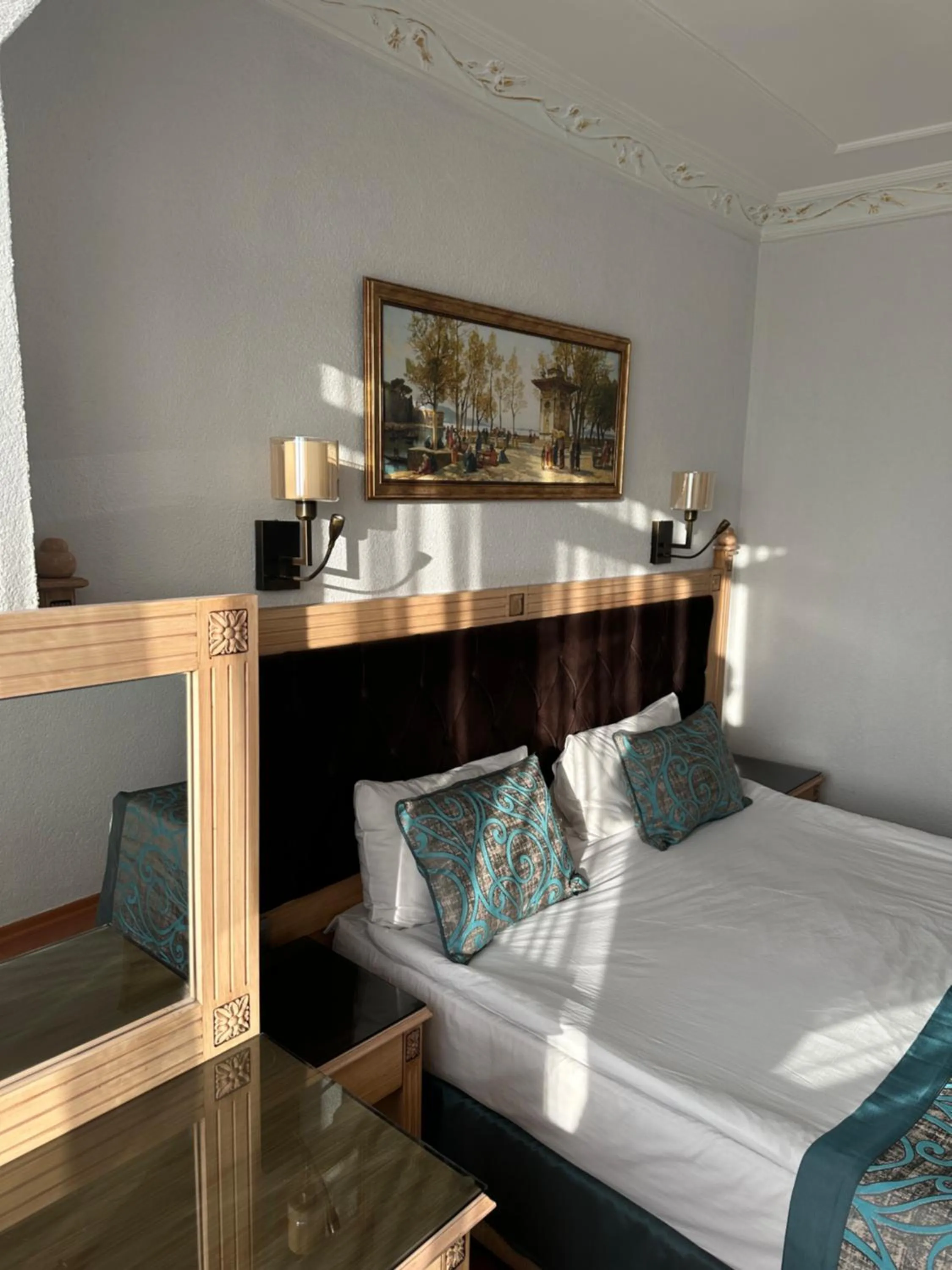 Bed in Blue Tuana Hotel Old City